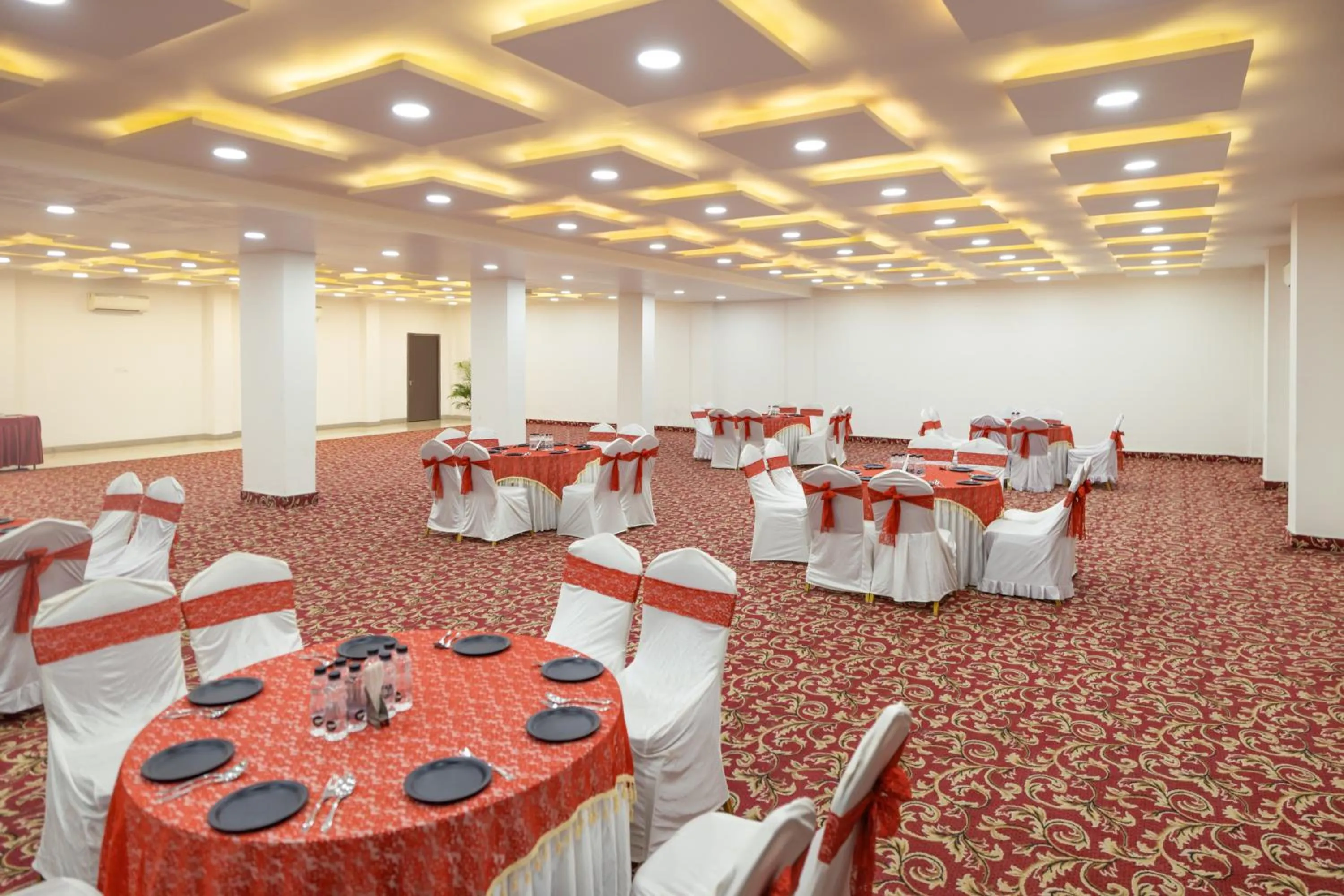 Banquet/Function facilities in Sheetal International