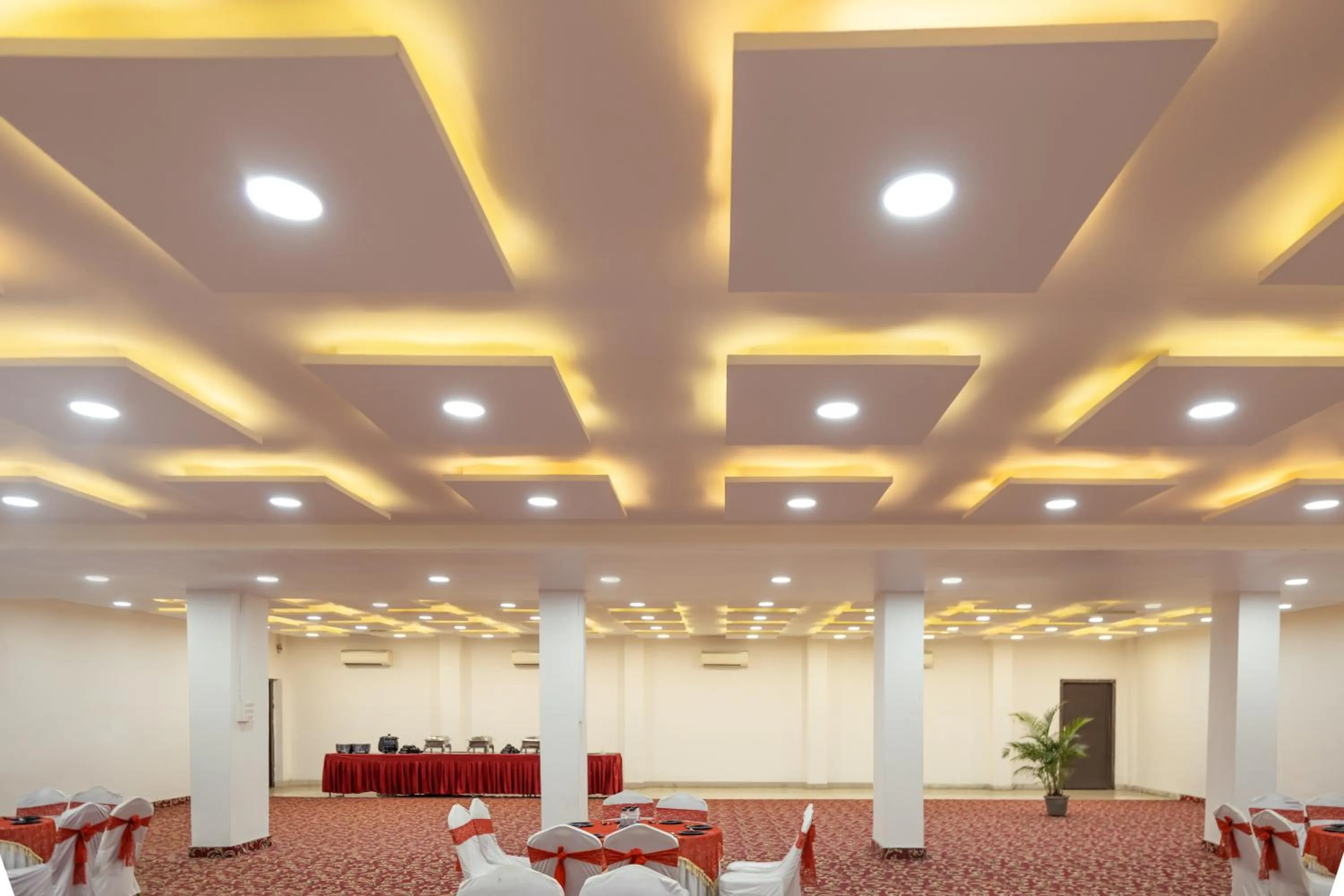 Banquet/Function facilities in Sheetal International