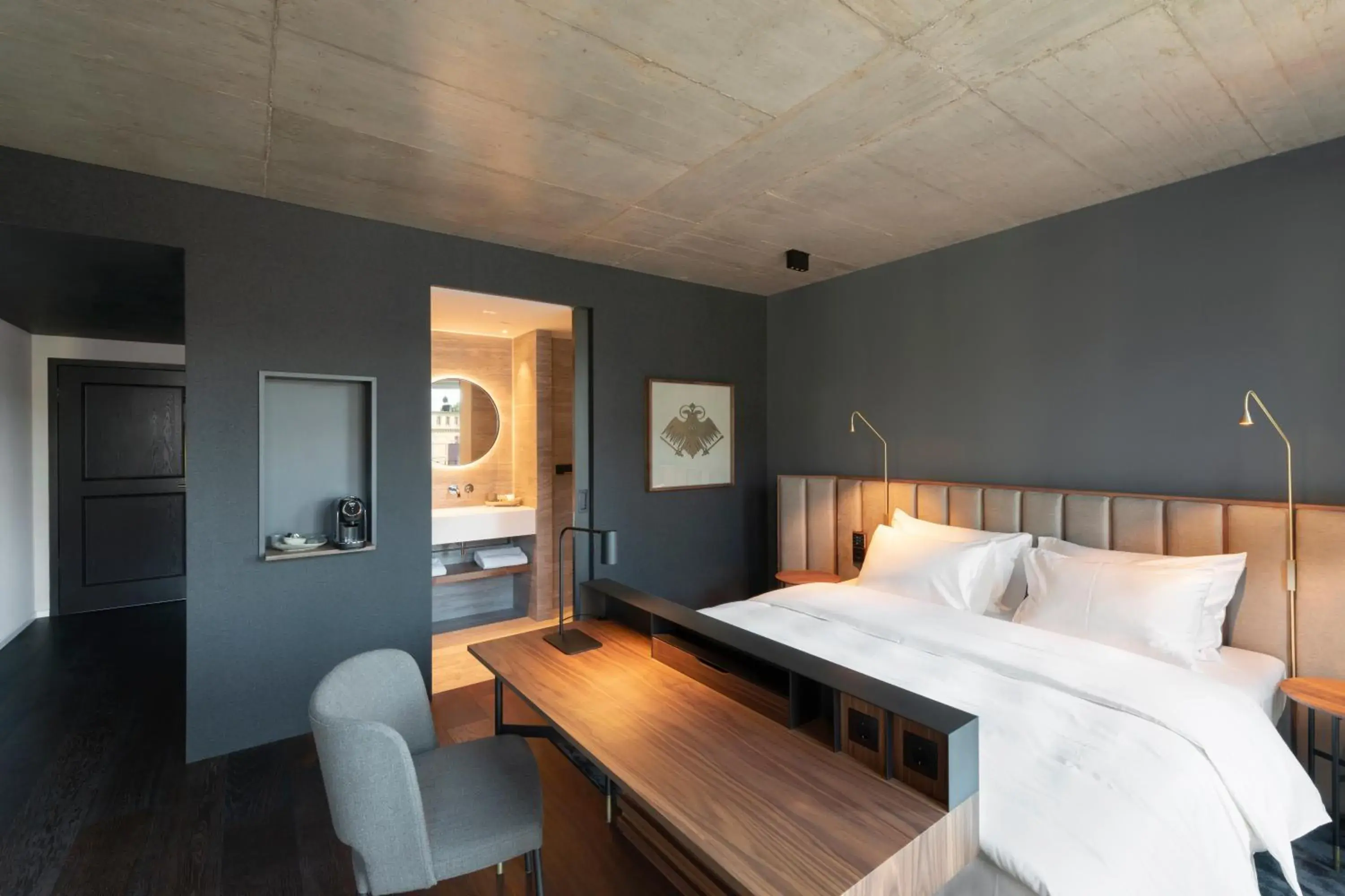 Deluxe Double Room in Legend Hotel Deluxe Double Room in Legend Hotel