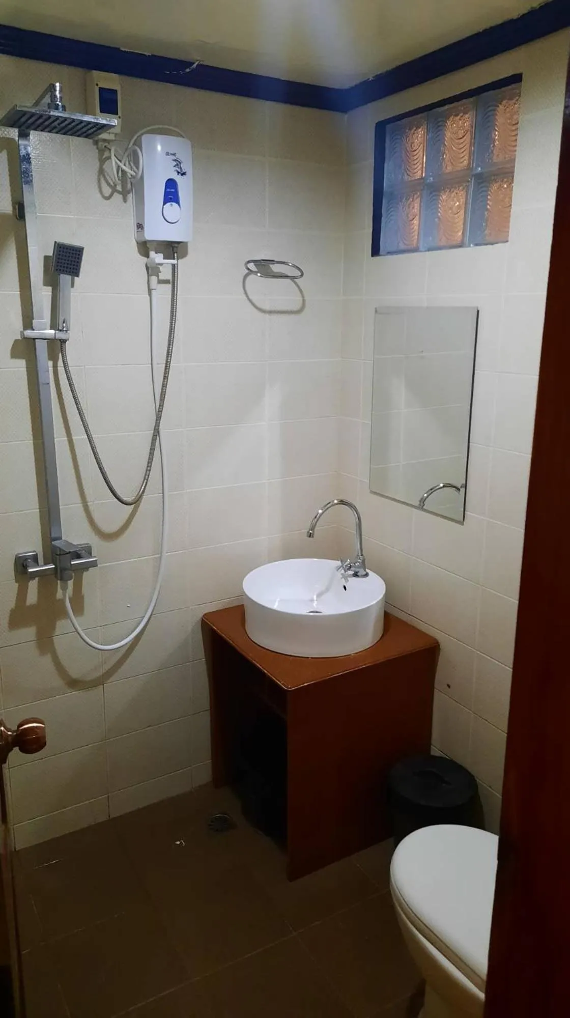 Bathroom in Lolo Panding Inn