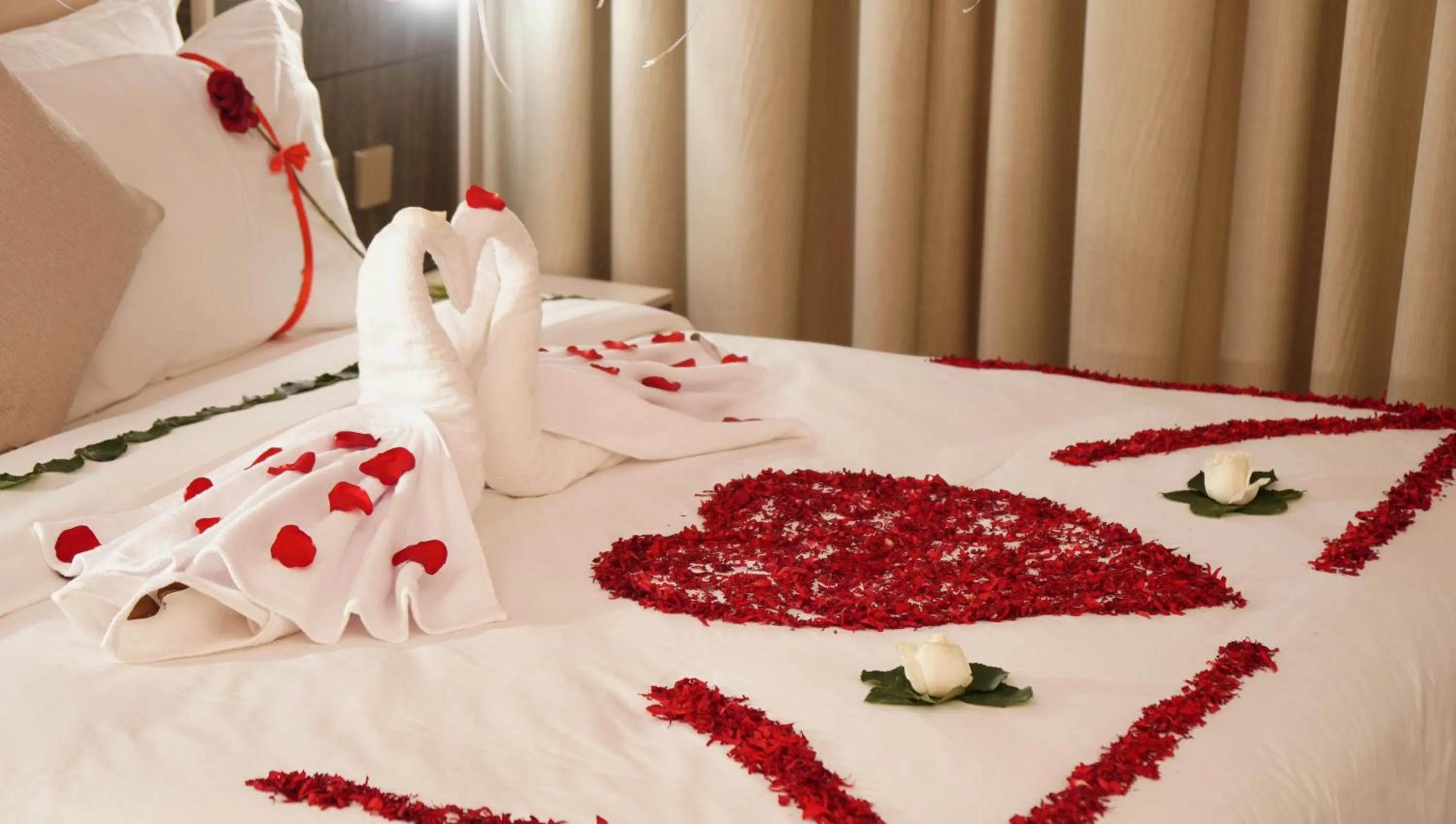 Bed in Hayat Al Riyadh Washam Hotel