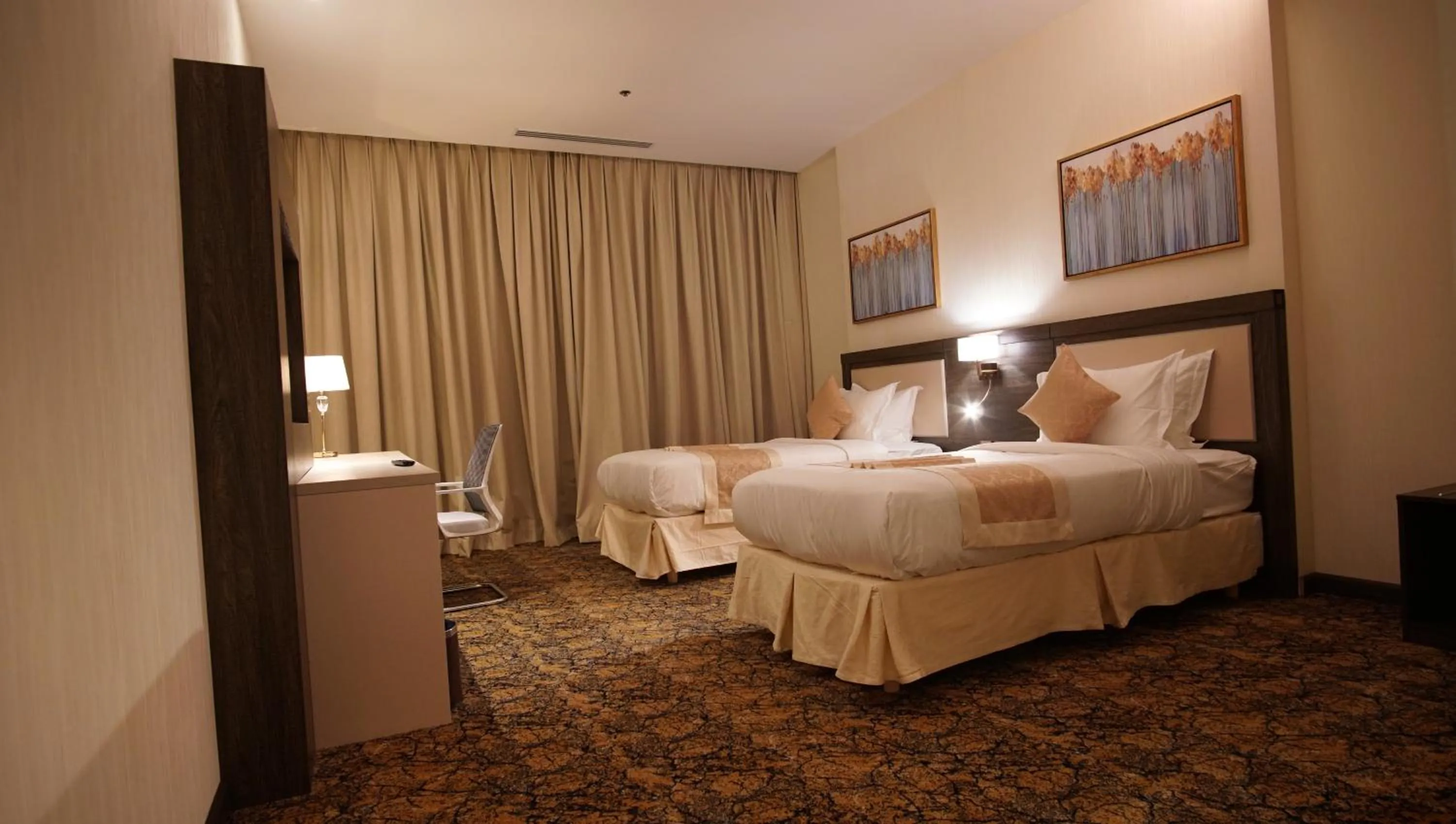 Bed in Hayat Al Riyadh Washam Hotel