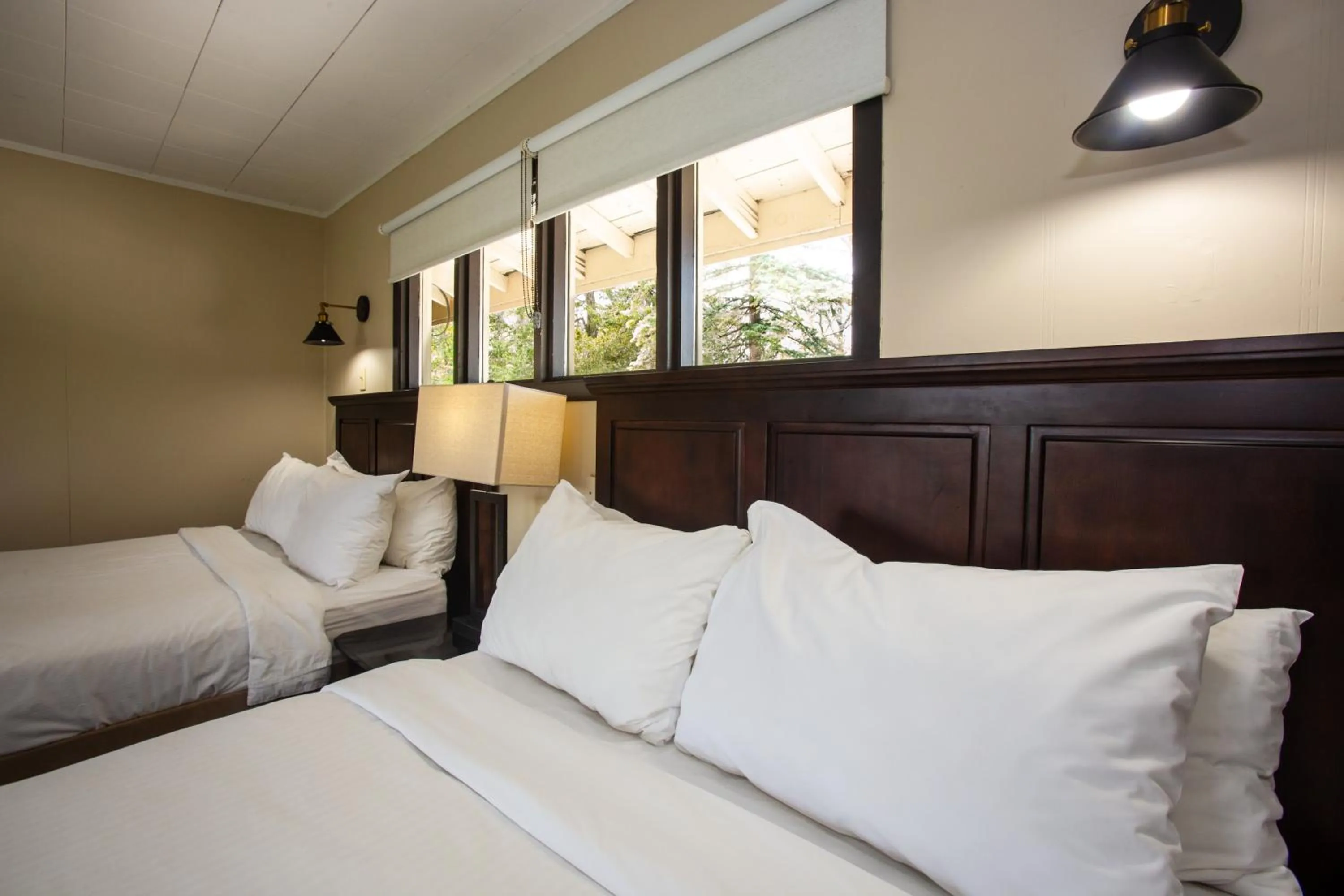 Bed in Oakwood Resort