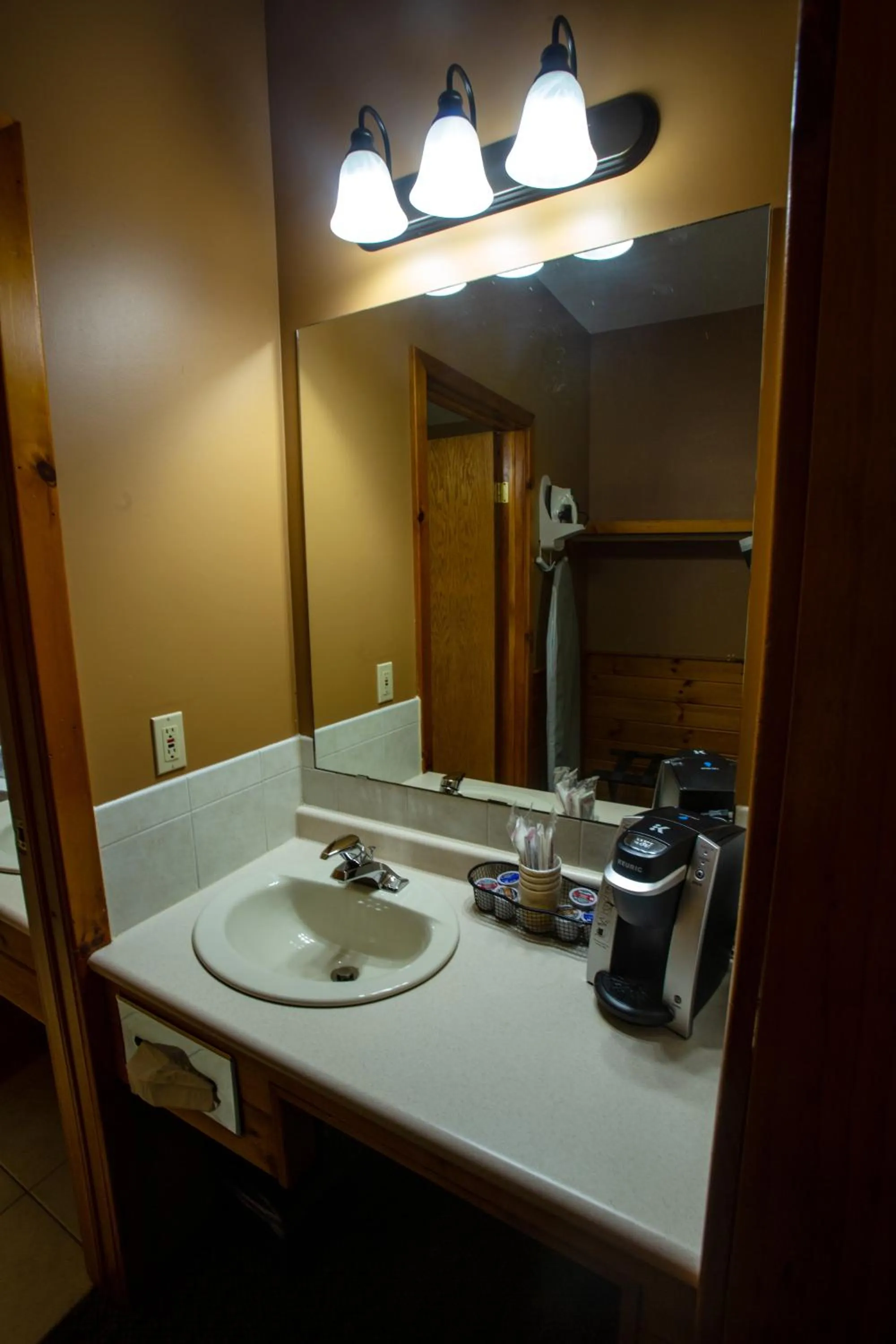 Bathroom in Oakwood Resort