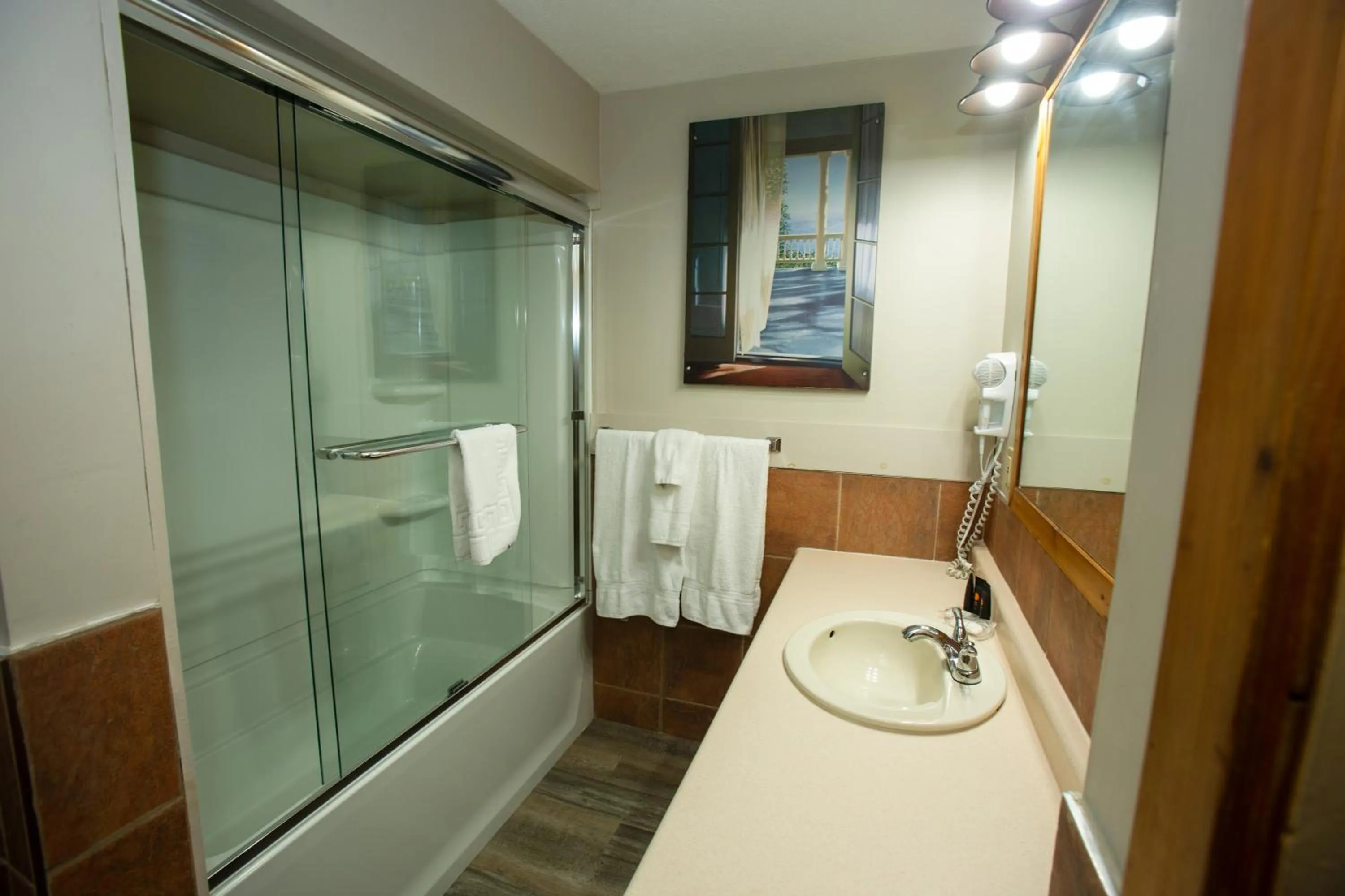 Bathroom in Oakwood Resort