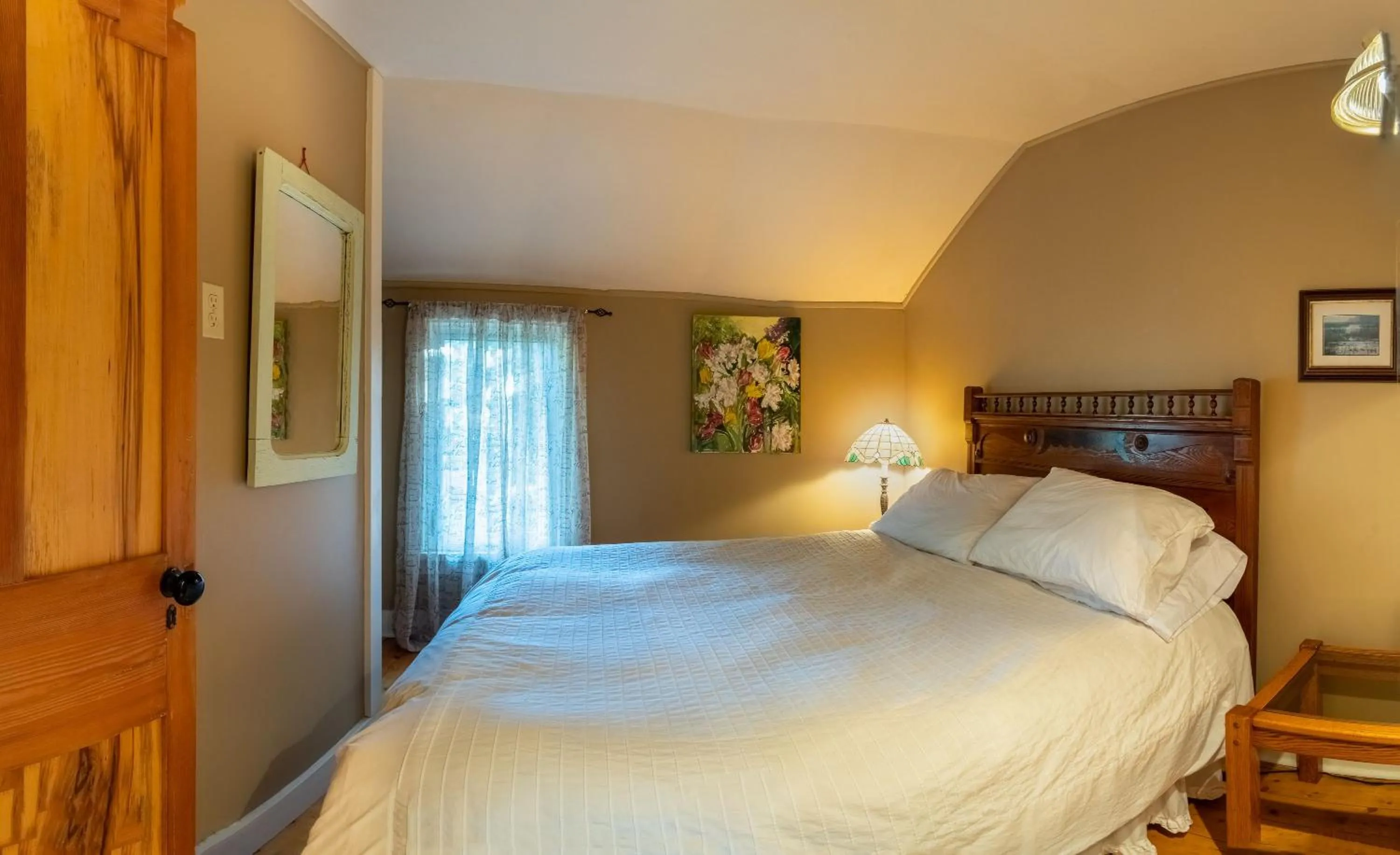 Bed in Windswept on the Trent