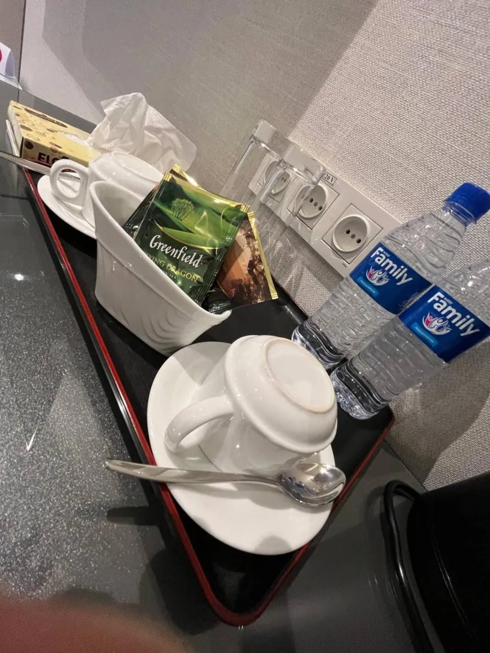 Coffee/tea facilities in UNIQUE HOTEL