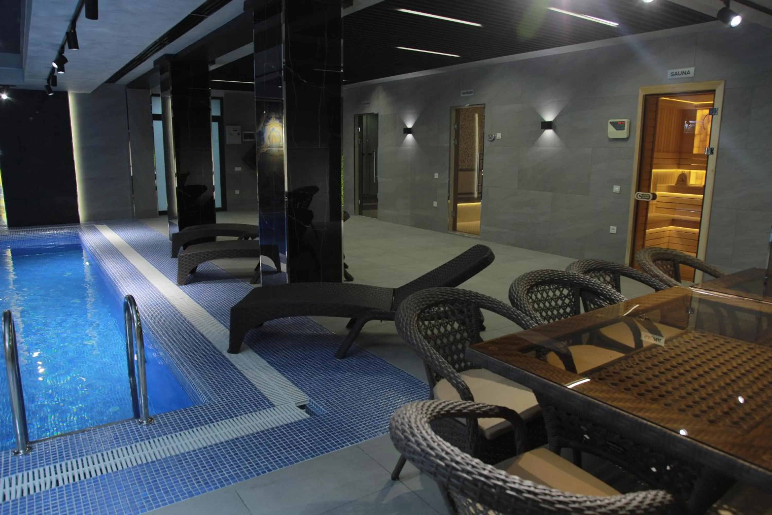 Swimming pool in UNIQUE HOTEL