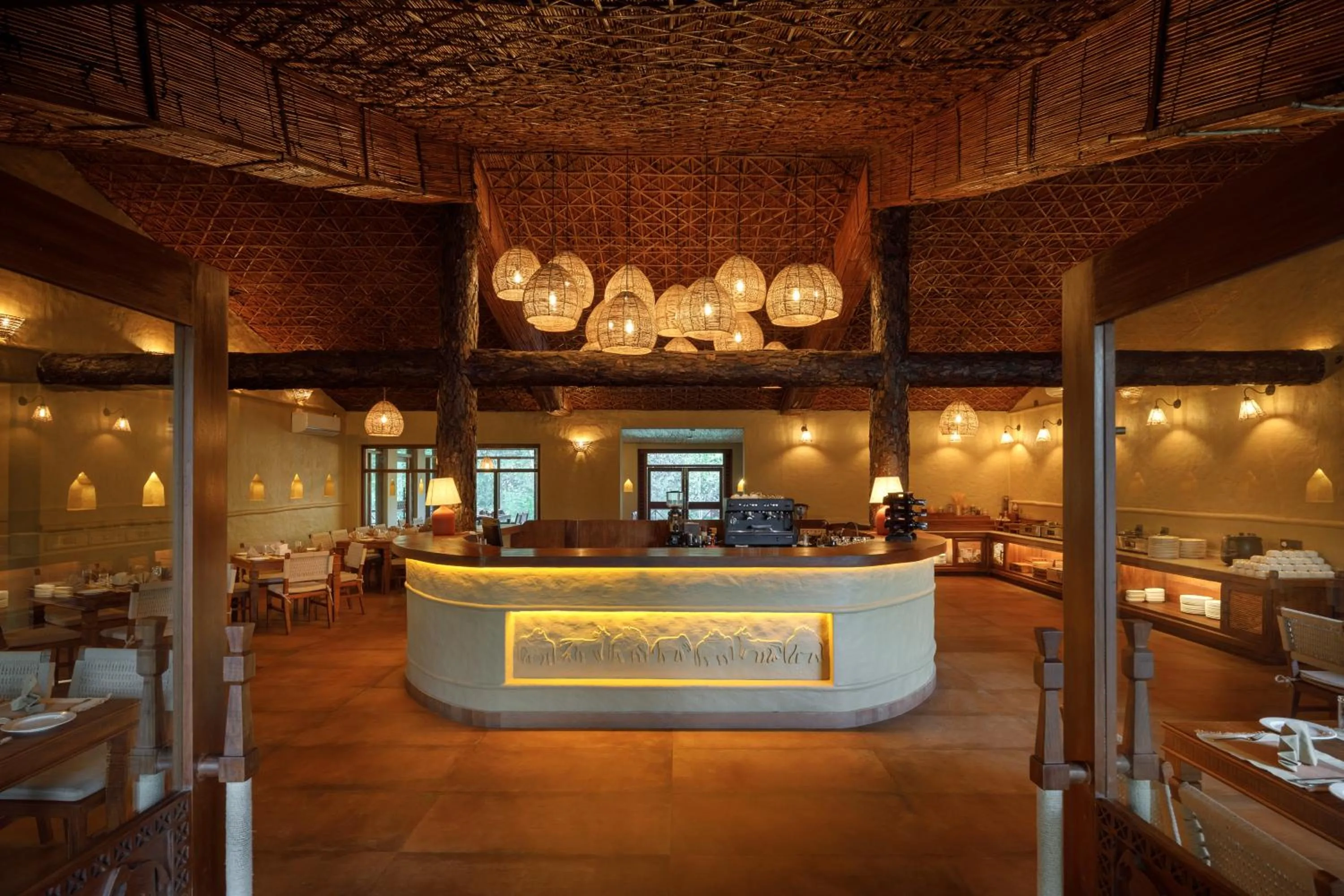 Restaurant/places to eat in Green Mansions Jungle Resort