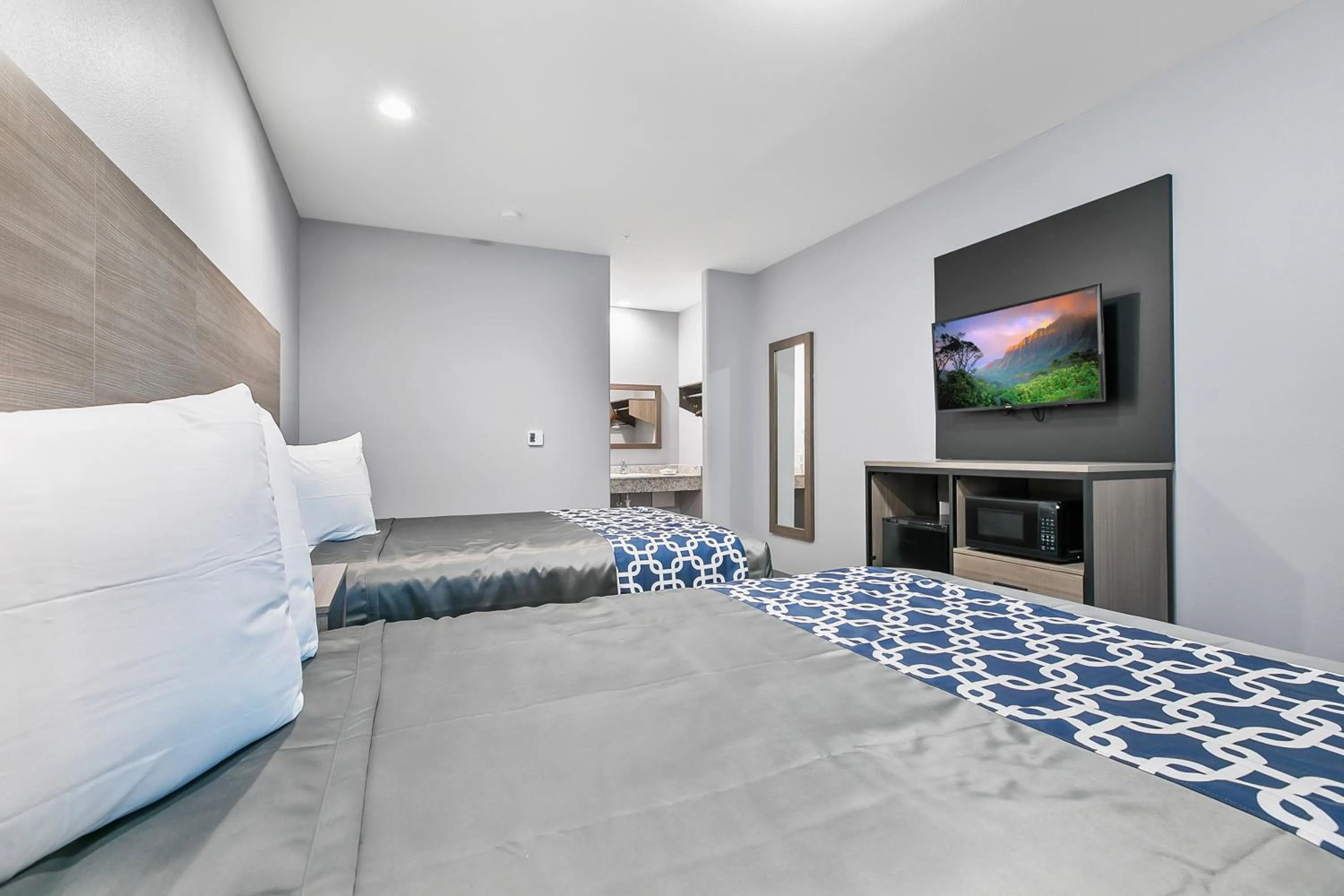 Photo of the whole room, Bed in El Delfín Lodge