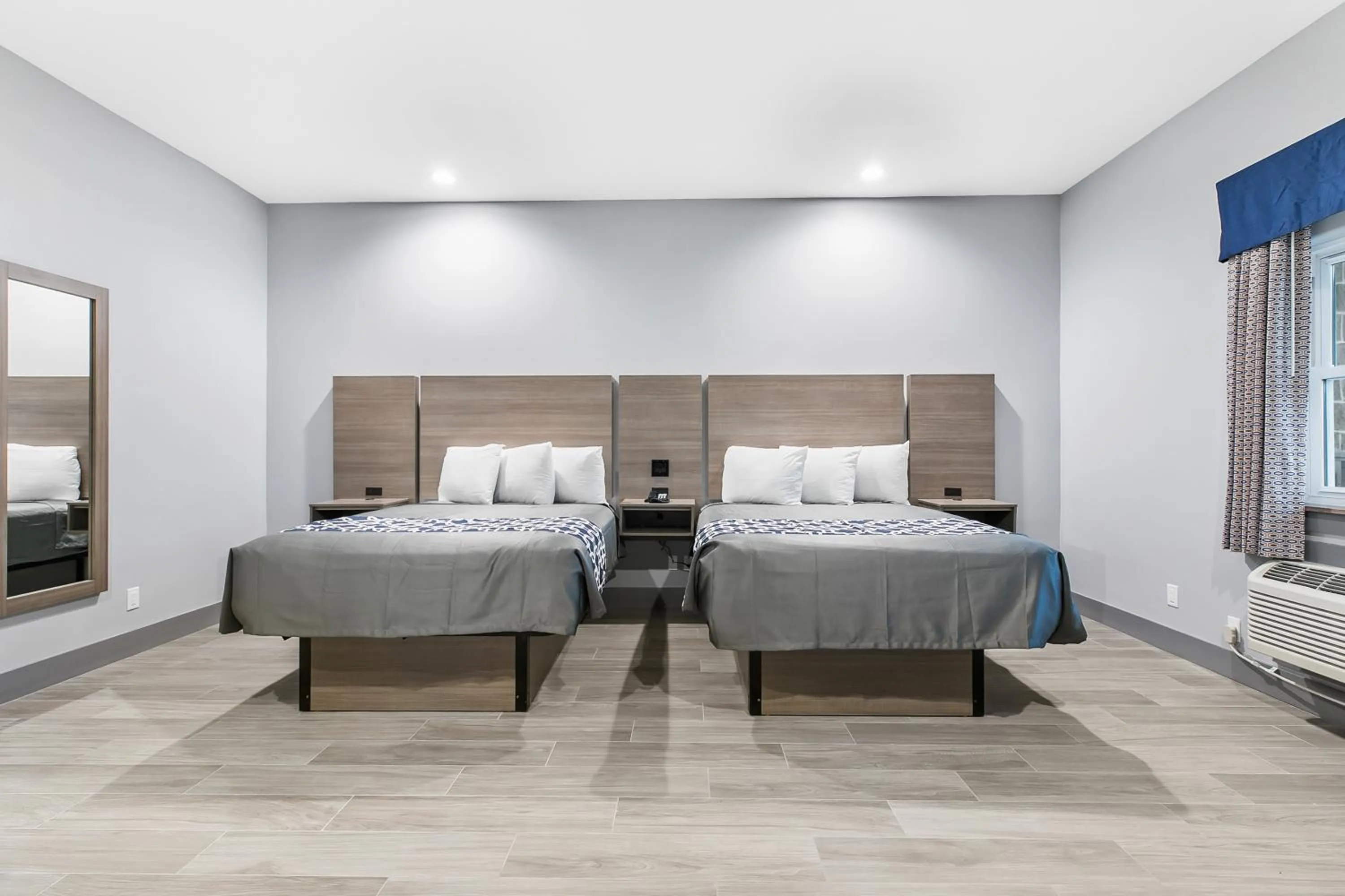 Bed in El Delfín Lodge