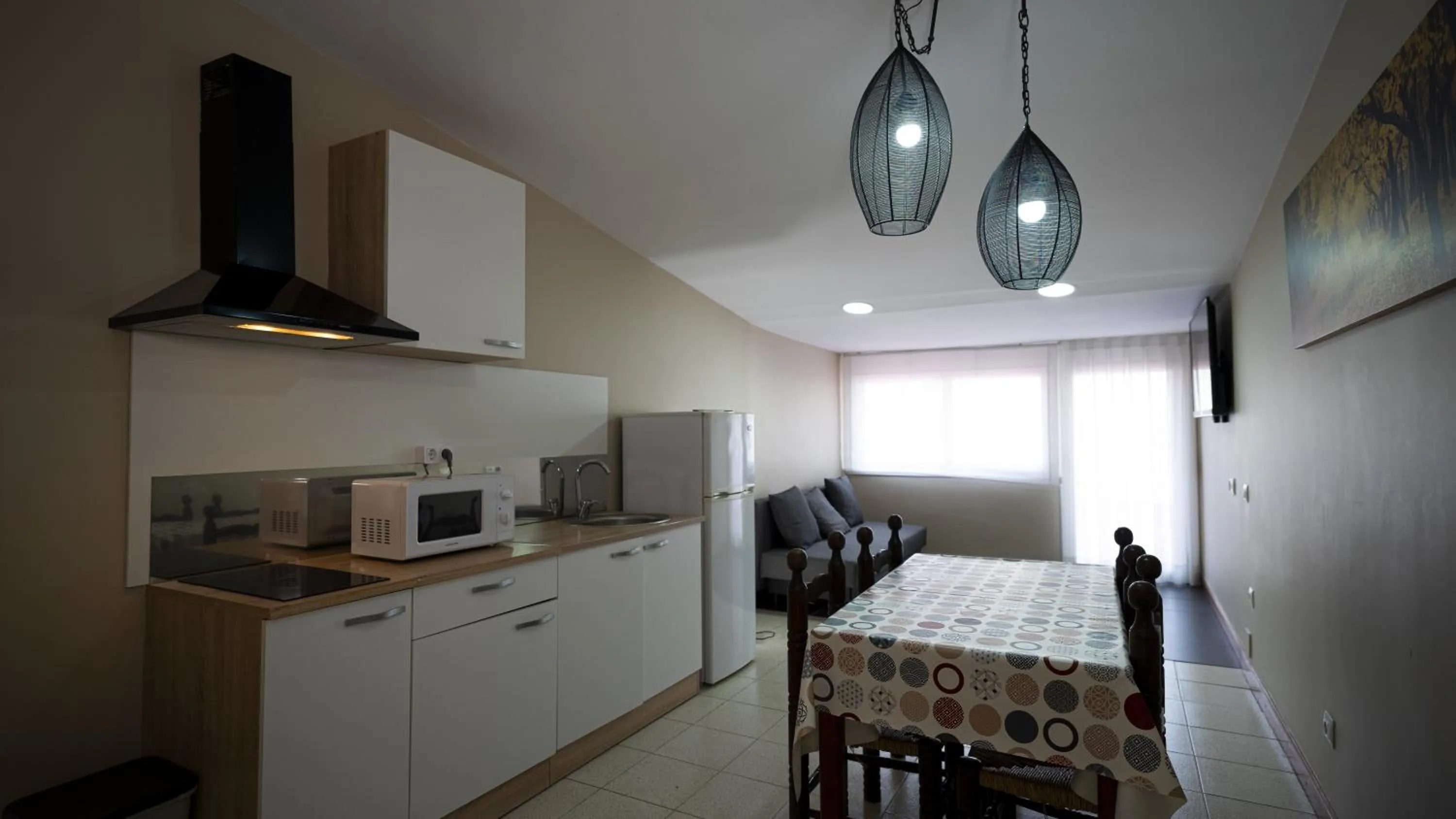 Kitchen or kitchenette in Hostal La Premsa