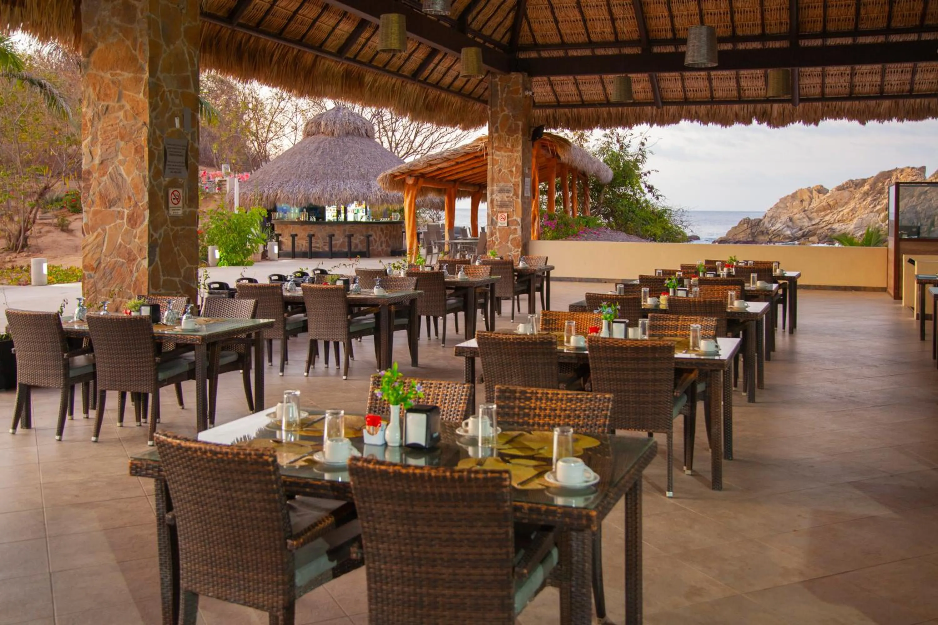 Restaurant/places to eat in Coral Blue Huatulco All Inclusive