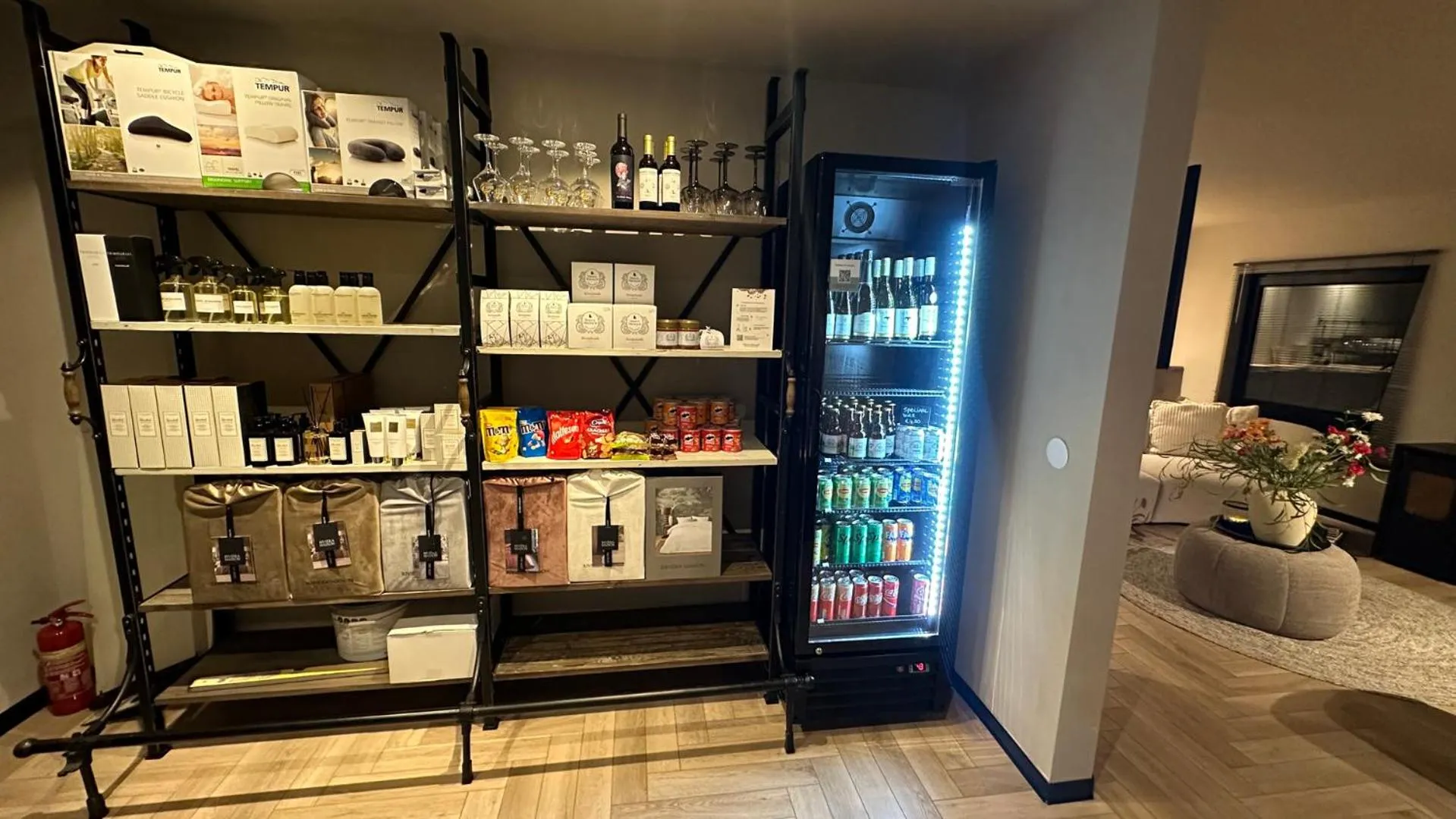 Communal lounge/ TV room in Boutique Hotel Le Faucon