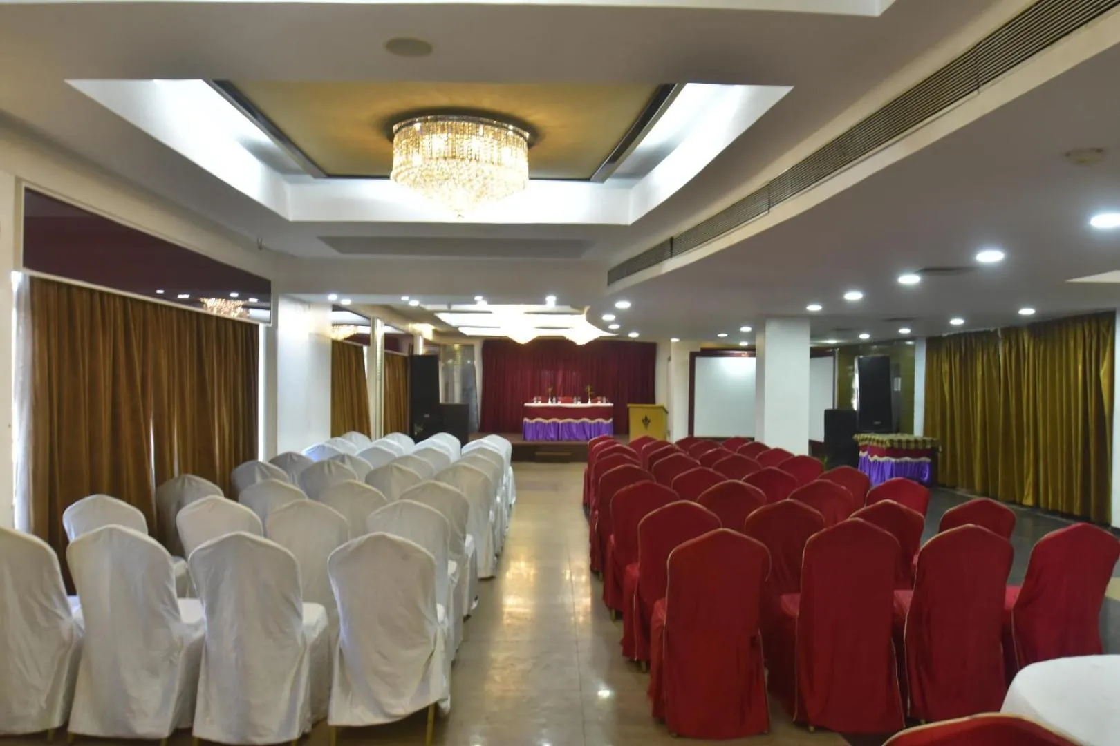 Banquet/Function facilities in Hotel Royal Highness