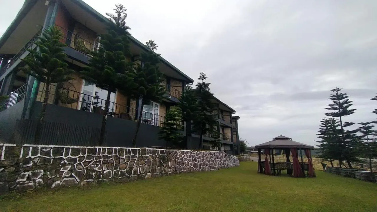Property building in Polo Cherrapunjee Resort
