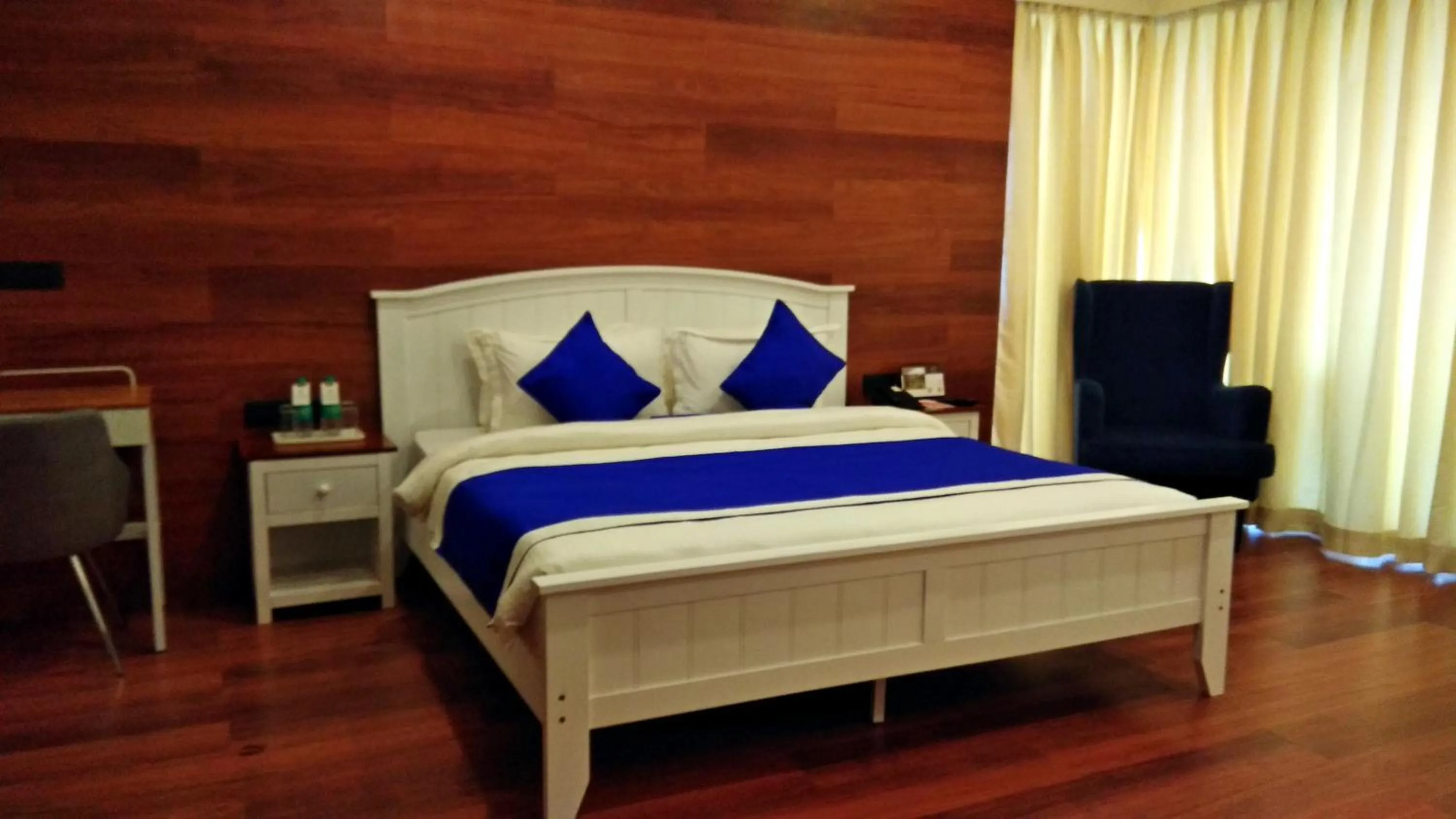 Bedroom, Bed in Polo Cherrapunjee Resort