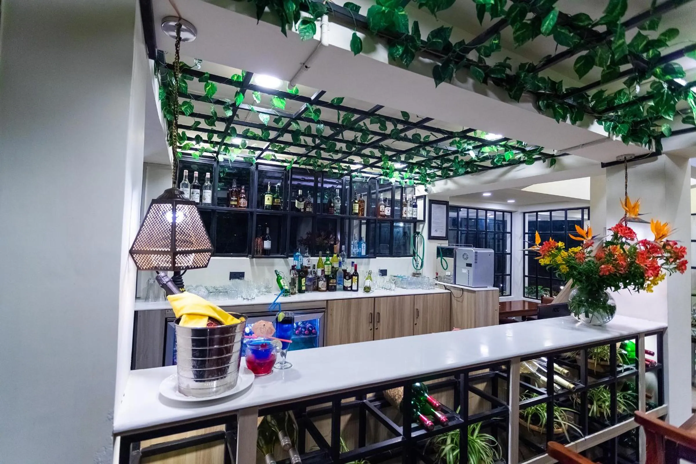 Restaurant/places to eat in Polo Cherrapunjee Resort