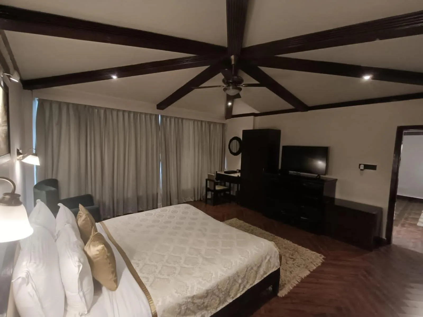 Bed in Polo Cherrapunjee Resort