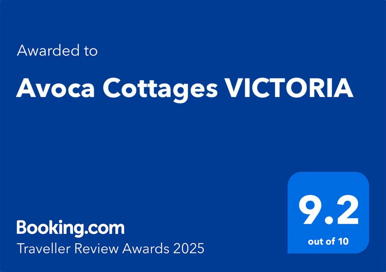 Property building in Avoca Cottages VICTORIA