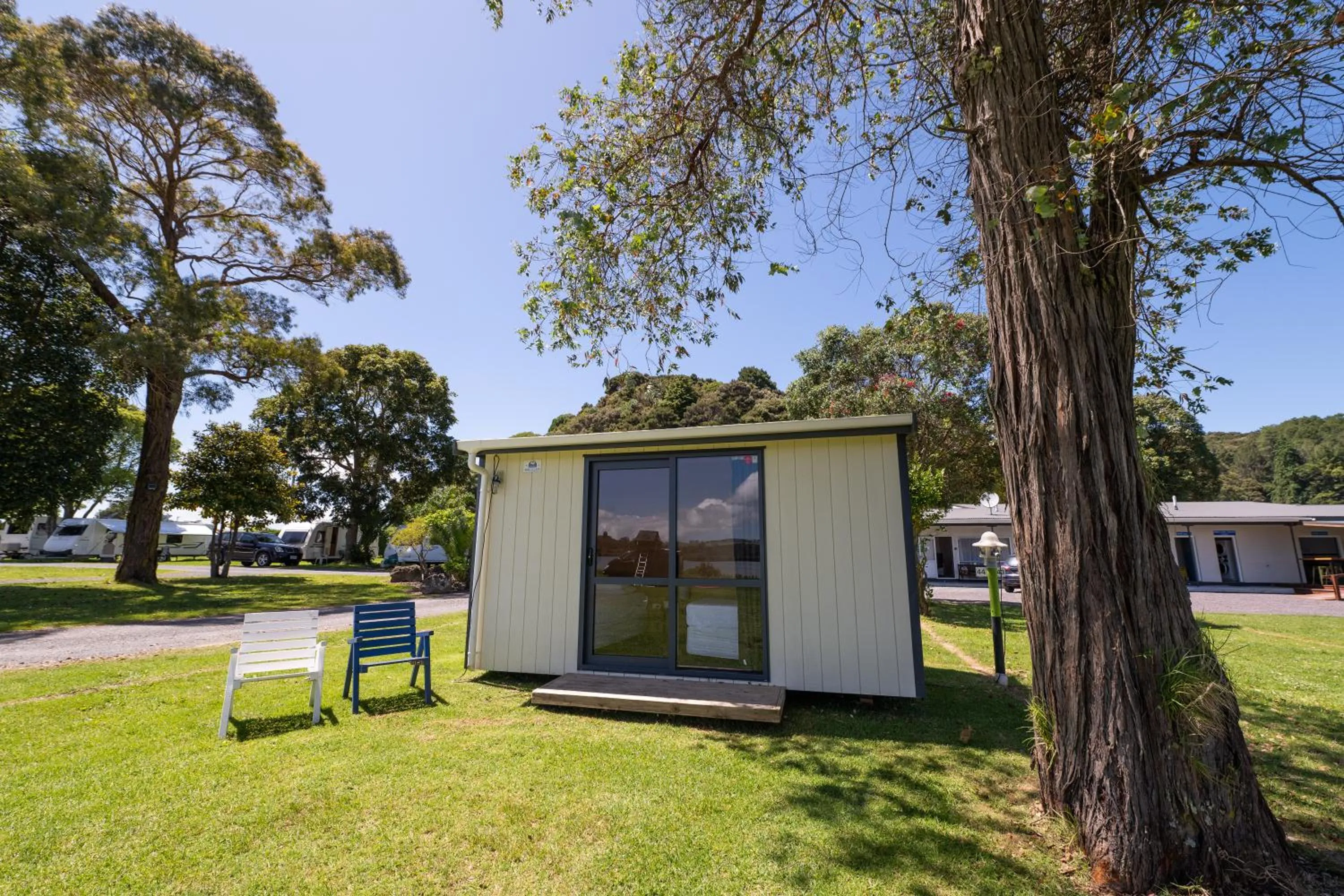 Day in Waitangi Holiday Park