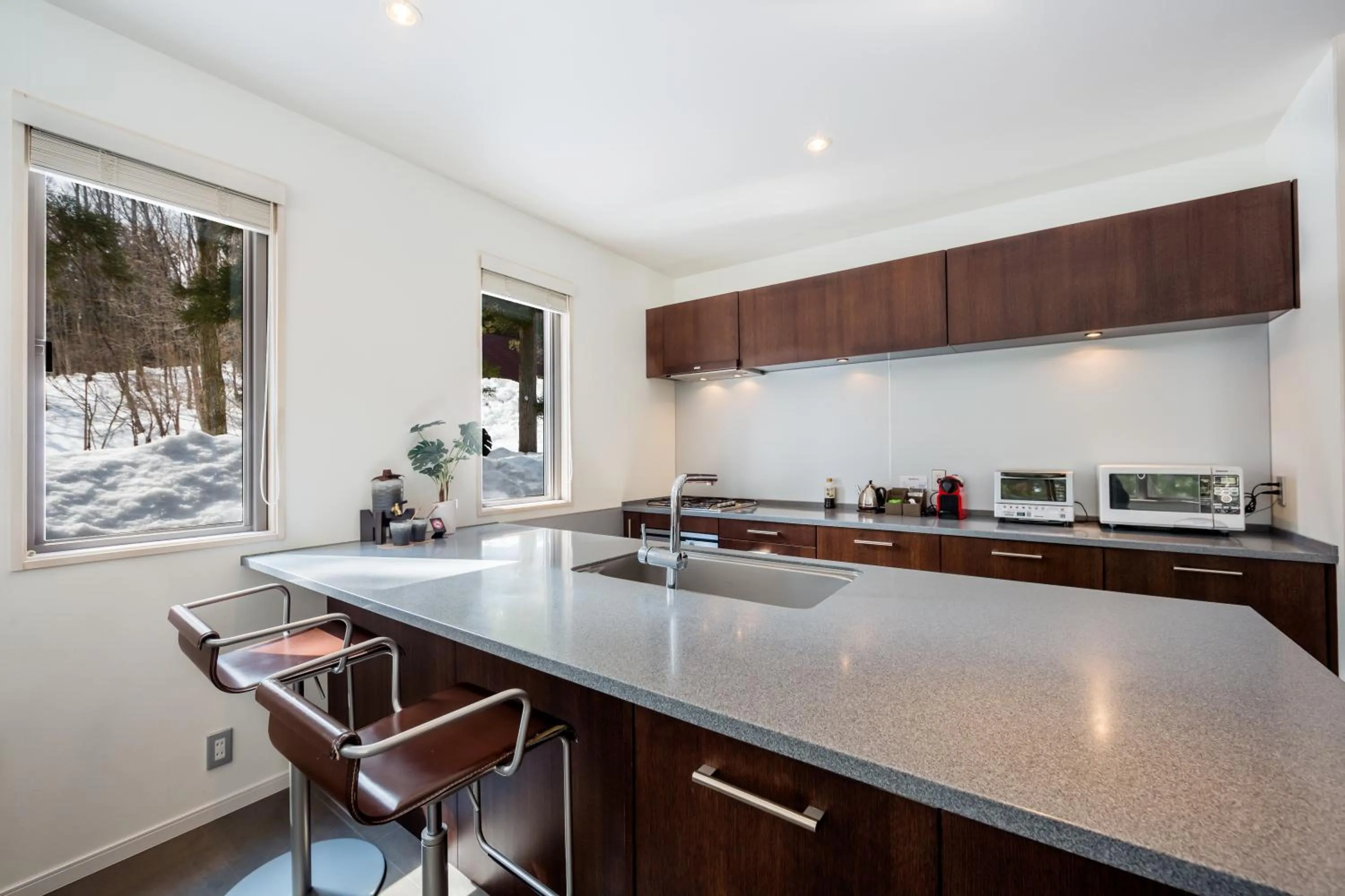 Kitchen or kitchenette in Phoenix Chalets by HHG