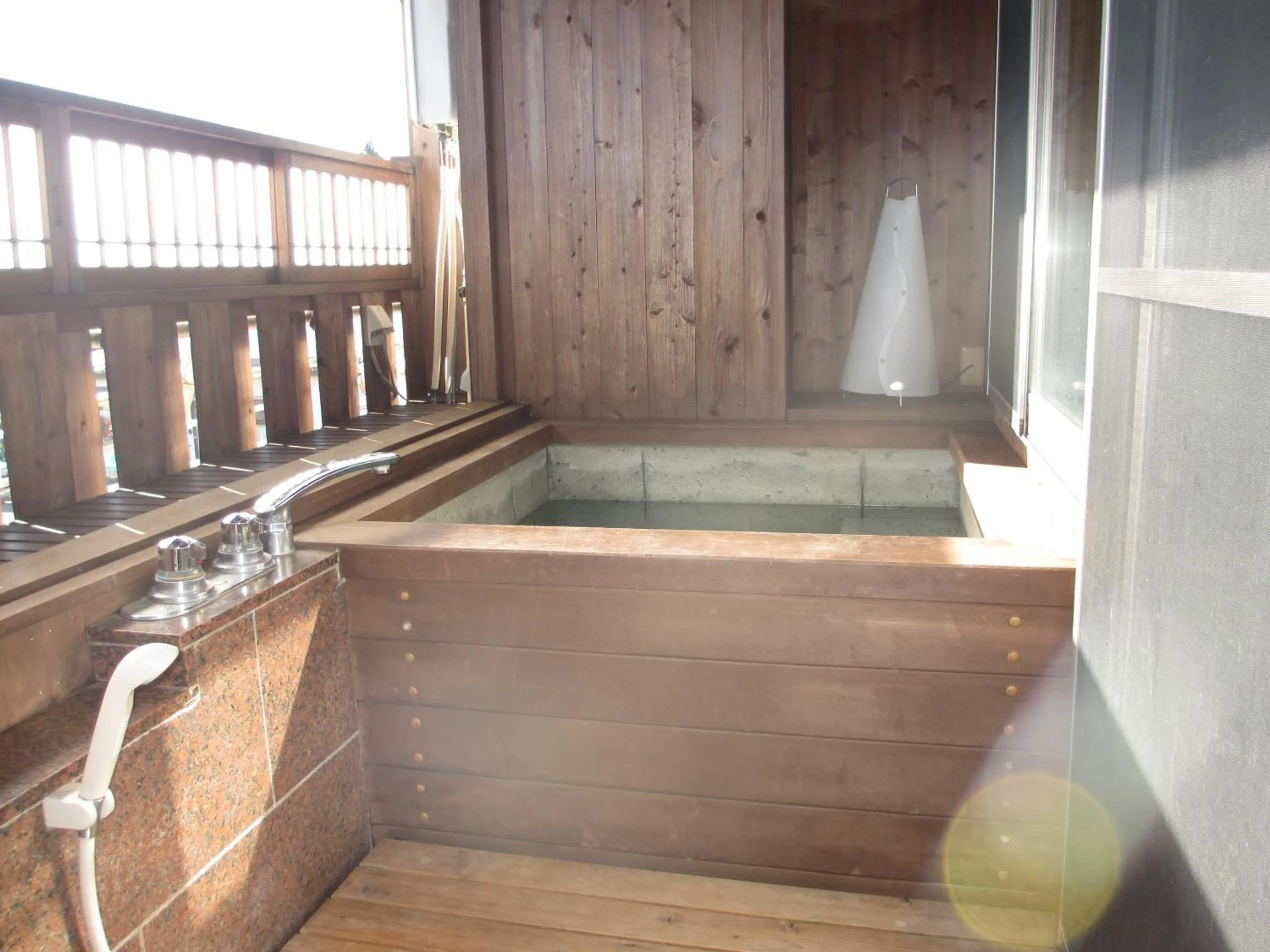 Open Air Bath in Lakeland Hotel Mizunosato