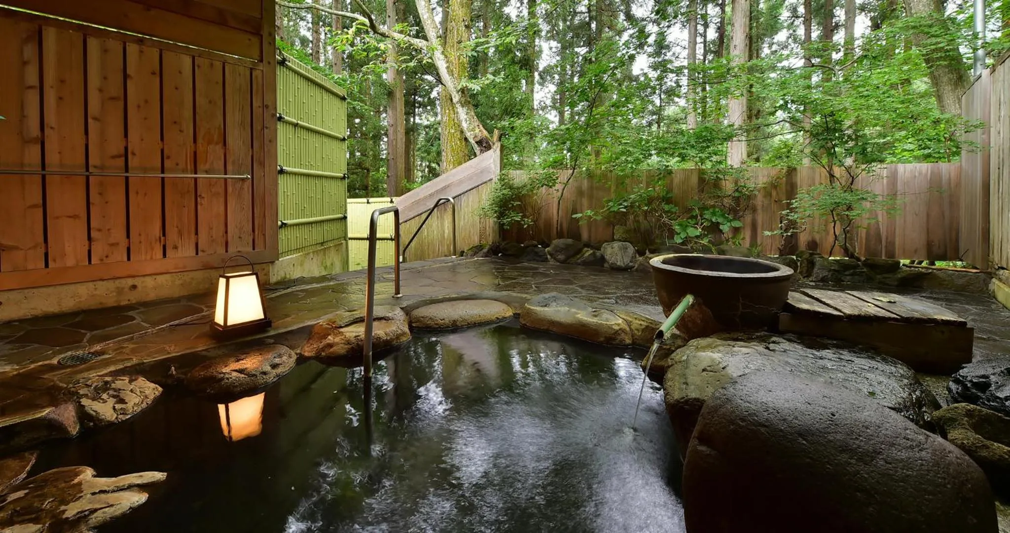 Open Air Bath in Kotobuki