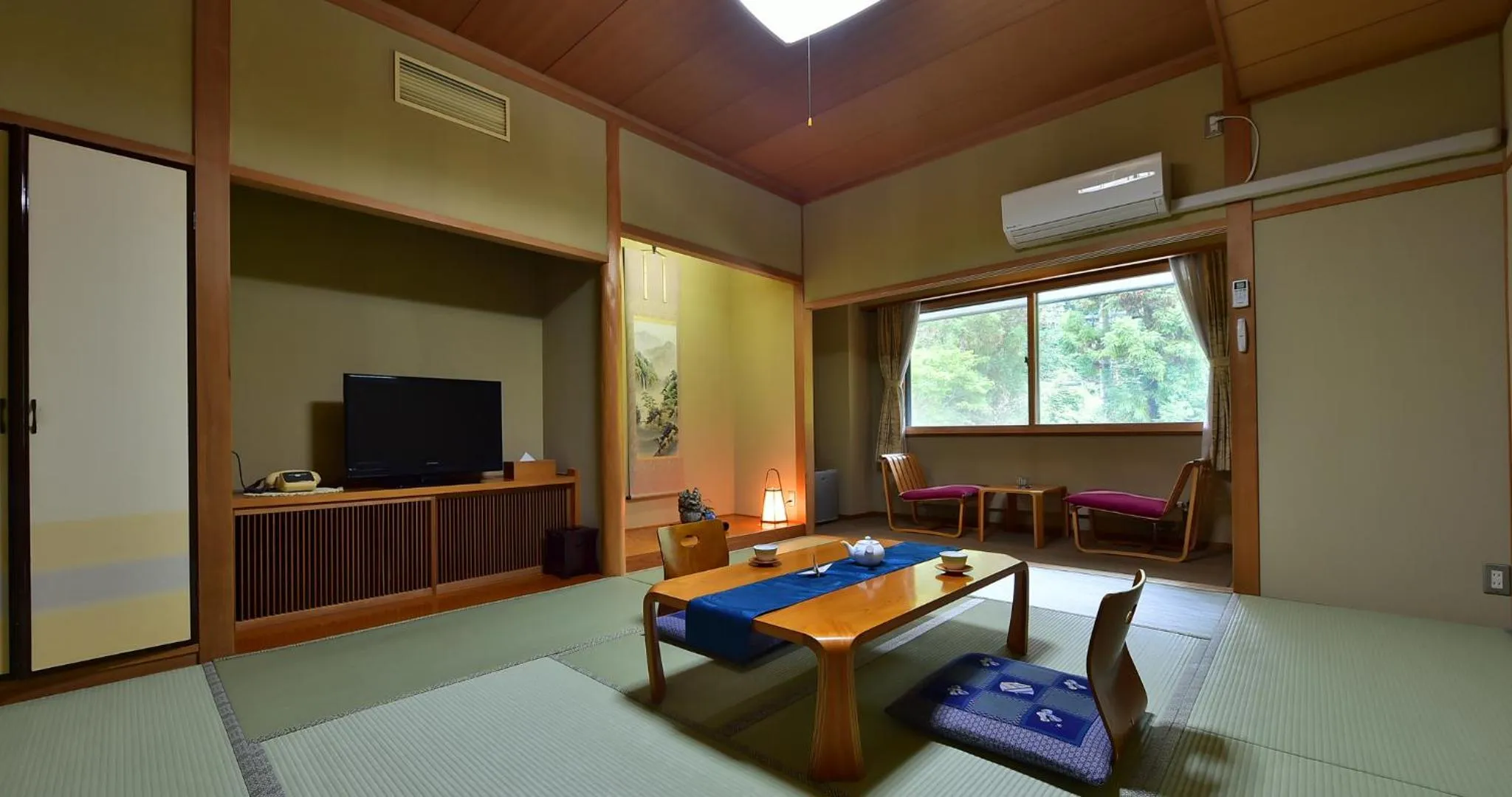 Photo of the whole room in Kotobuki