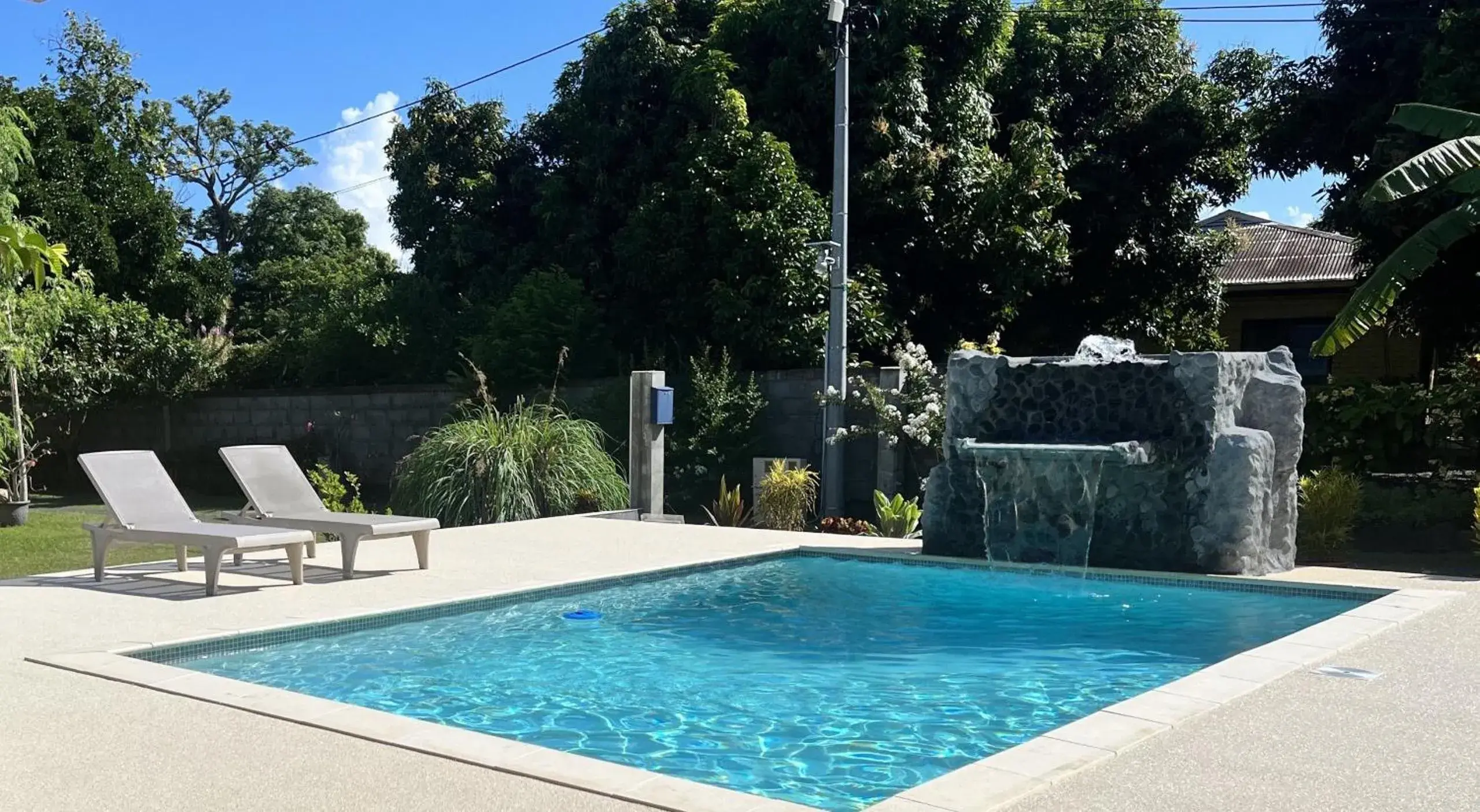 Pare LODGE TAHITI Pare LODGE TAHITI