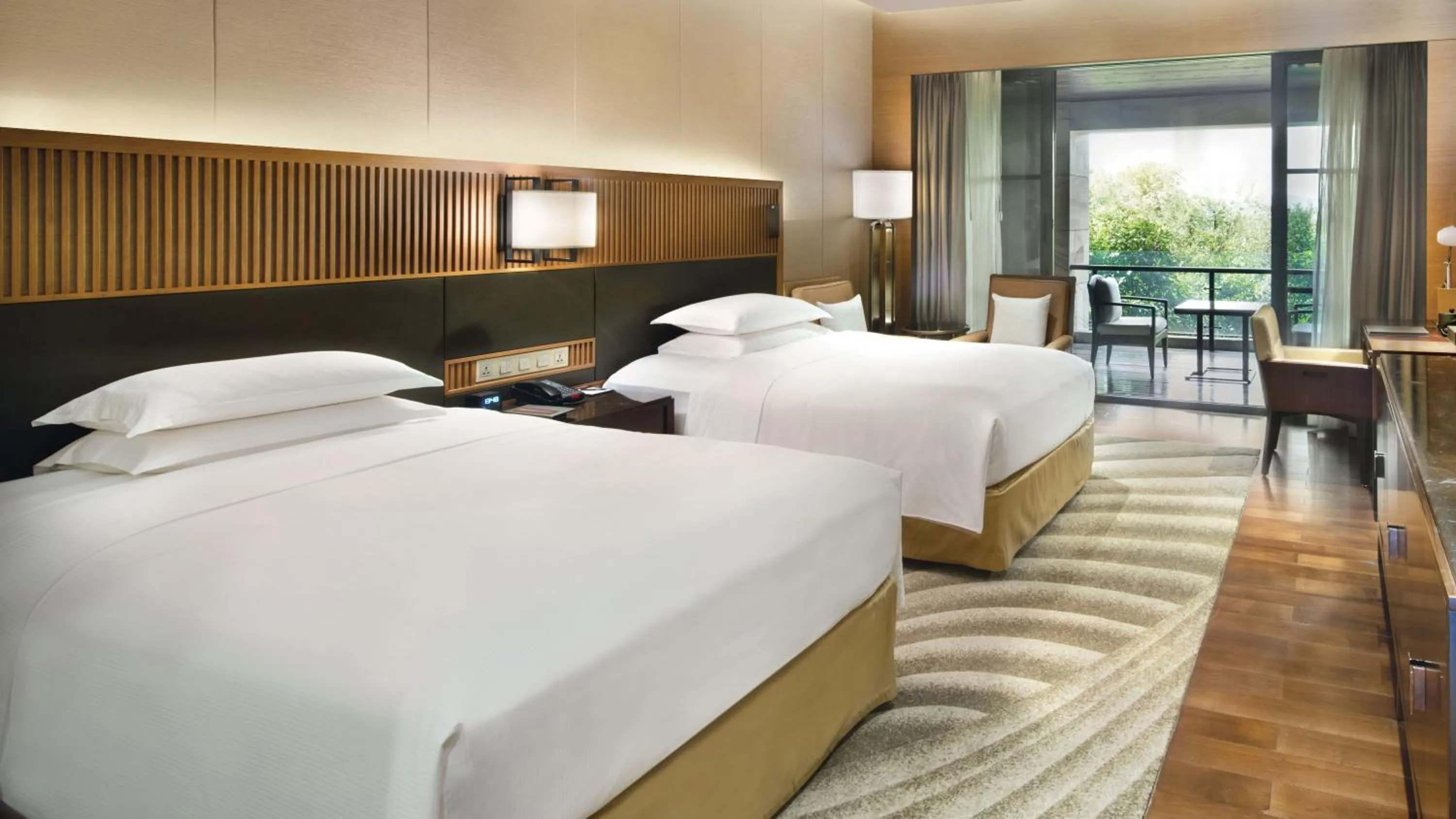 Bed in Hilton Wuhan Optics Valley