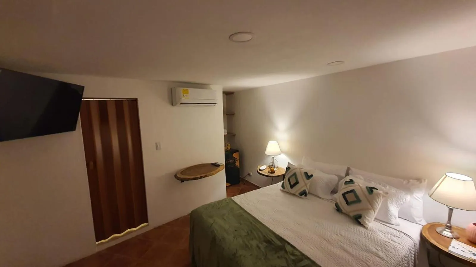 TV and multimedia, Bed in Candilejo Hotel Boutique