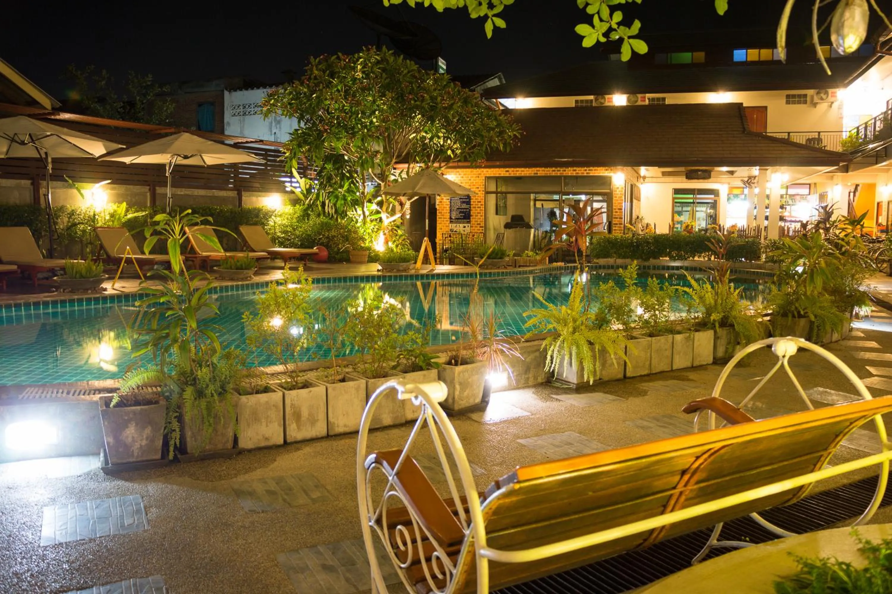 Night in Medio De Pai