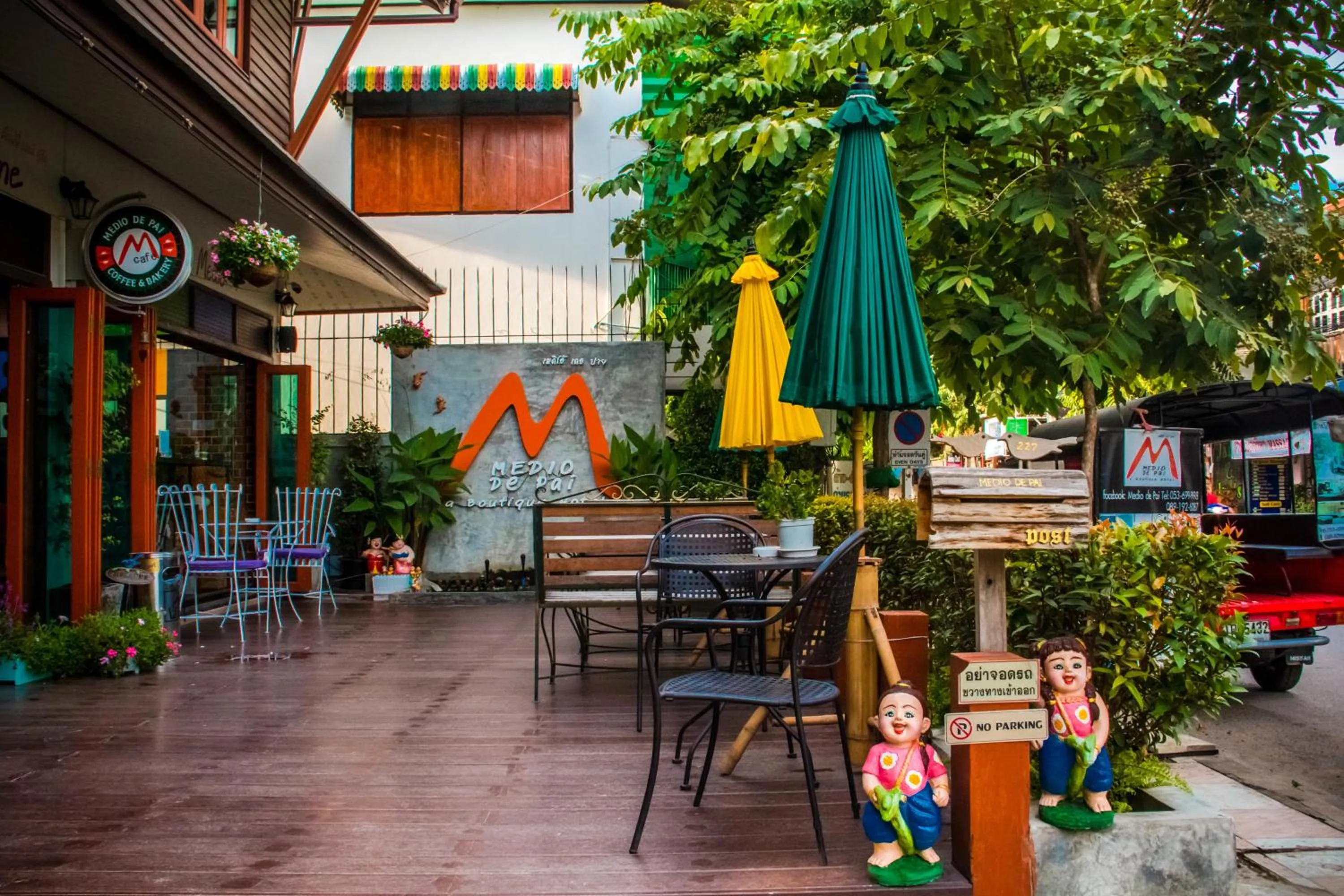 Facade/entrance in Medio De Pai