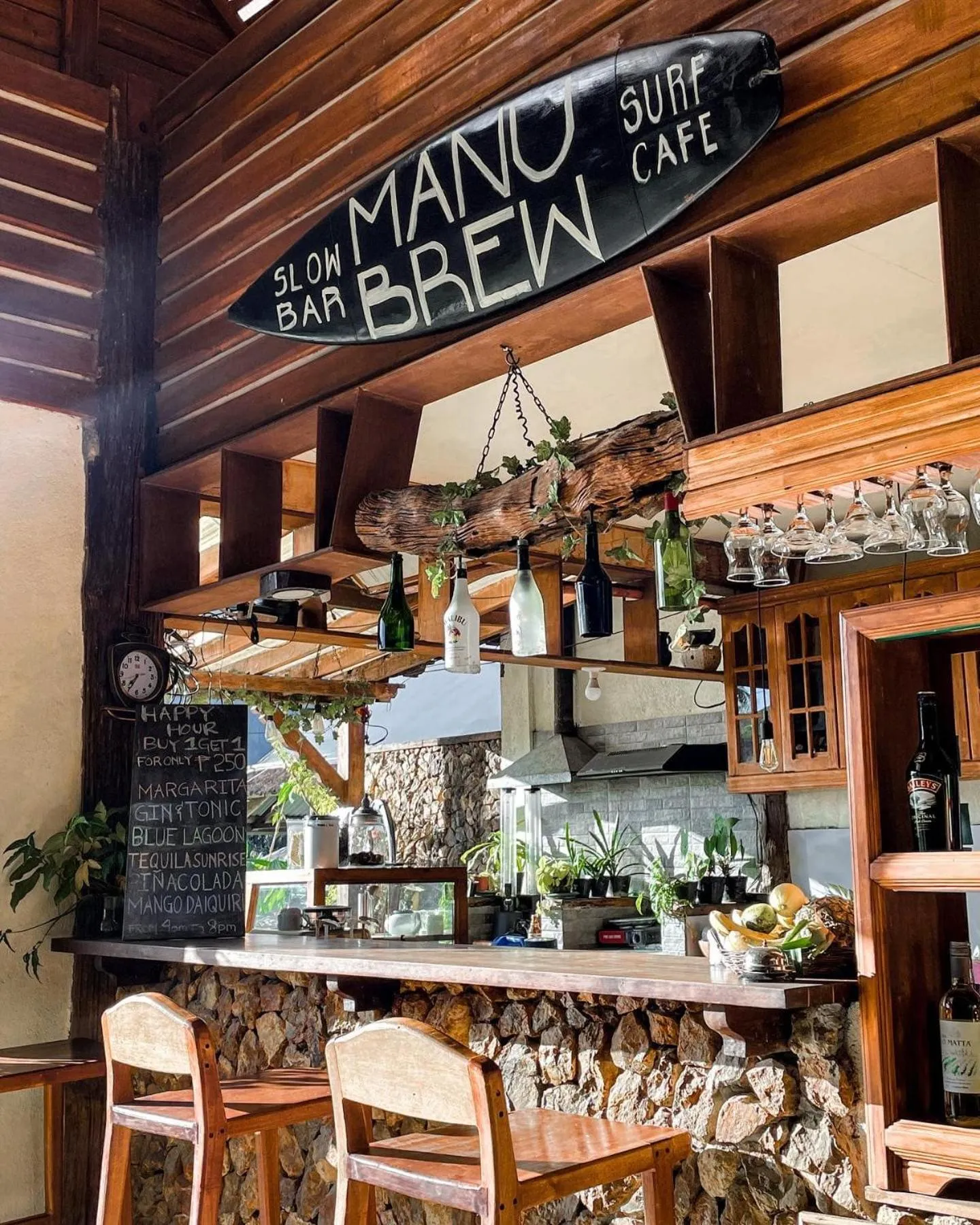 Food and drinks in Novie's Tourist Inn