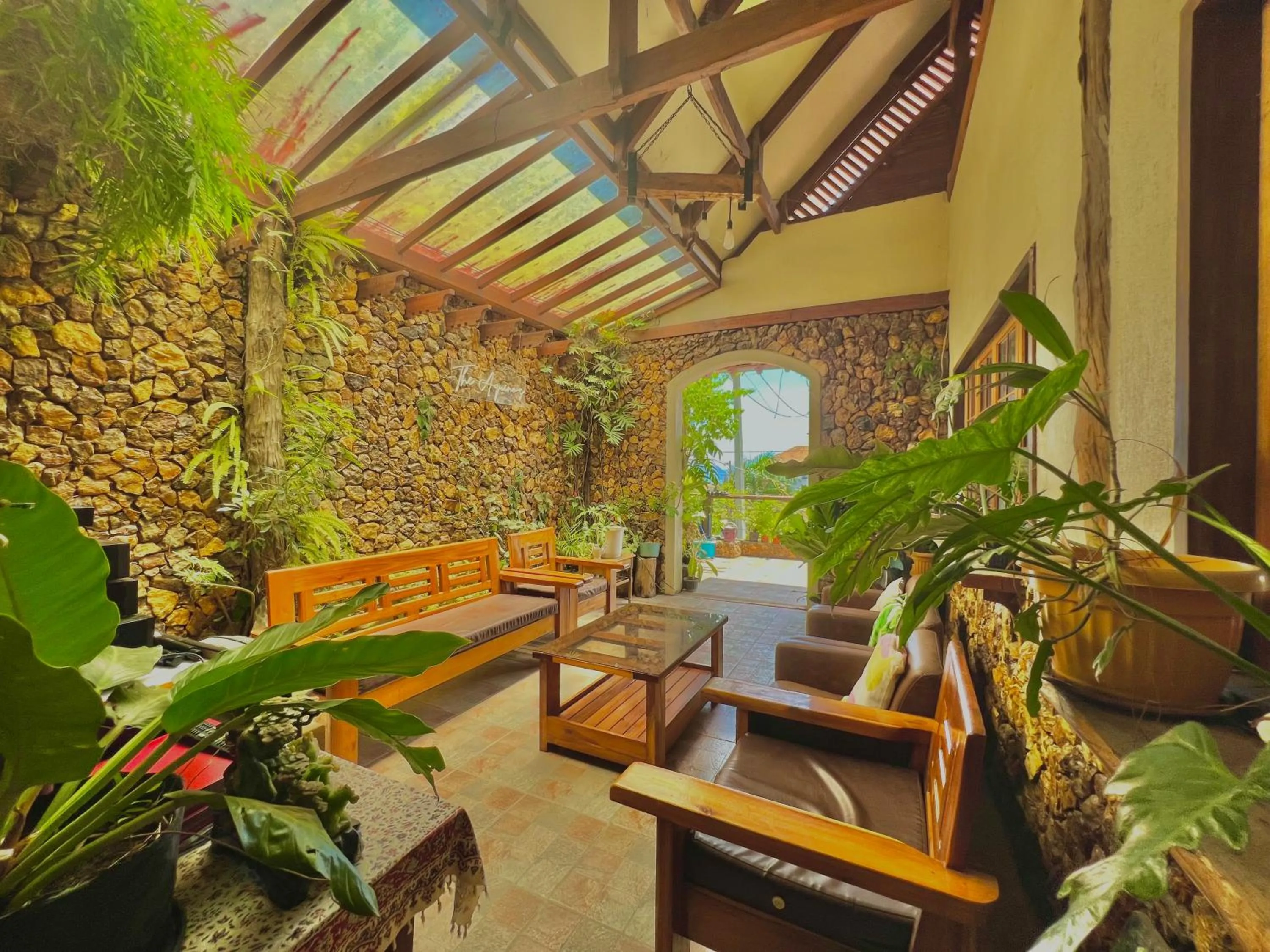 Seating area in Novie's Tourist Inn