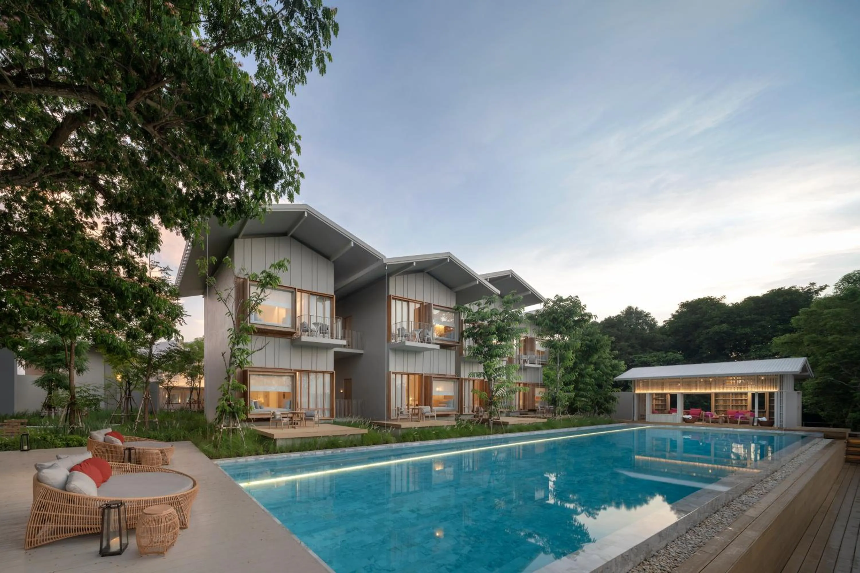 Pool view in Sala Bang Pa-In