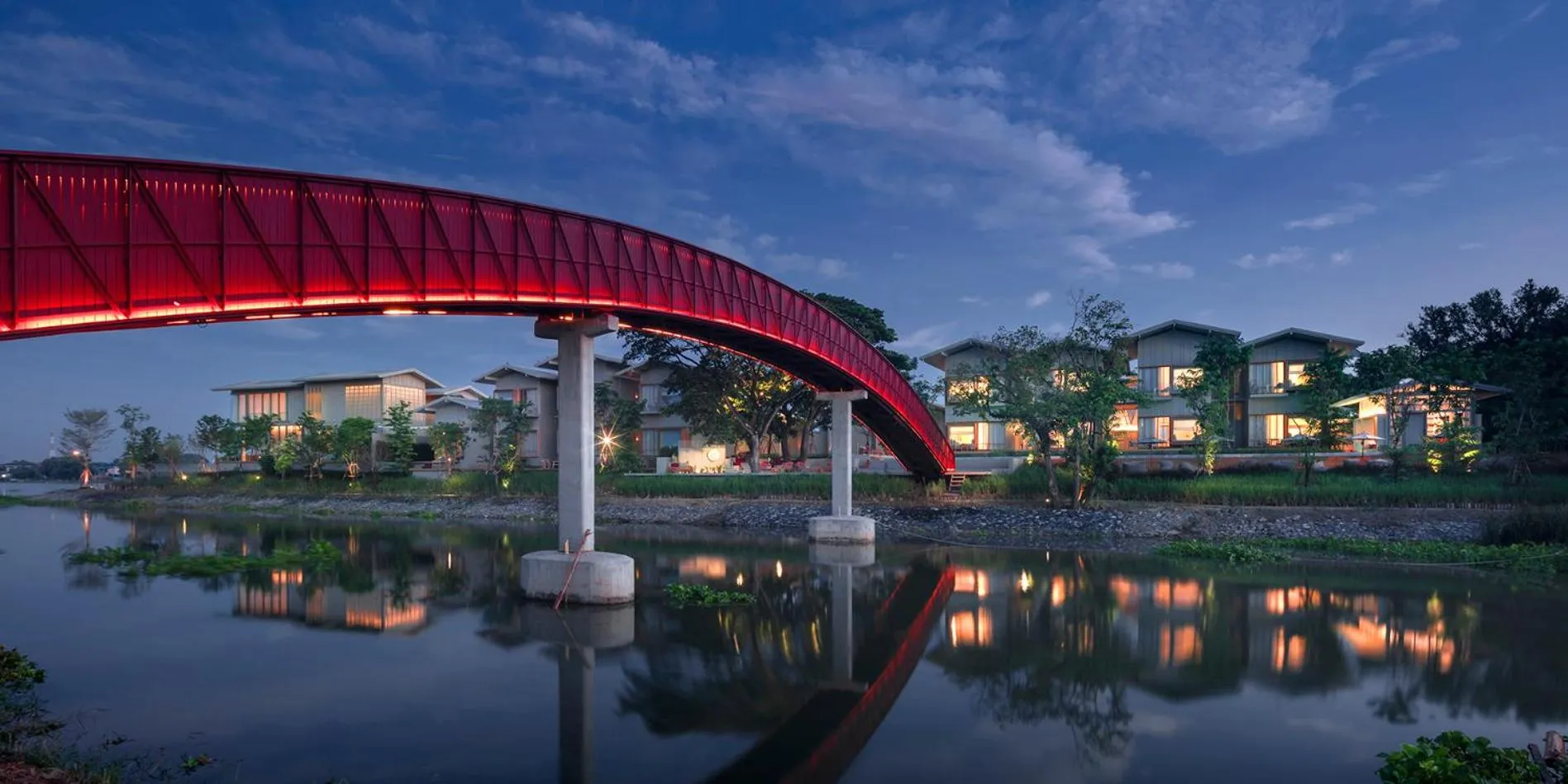 Property building in Sala Bang Pa-In