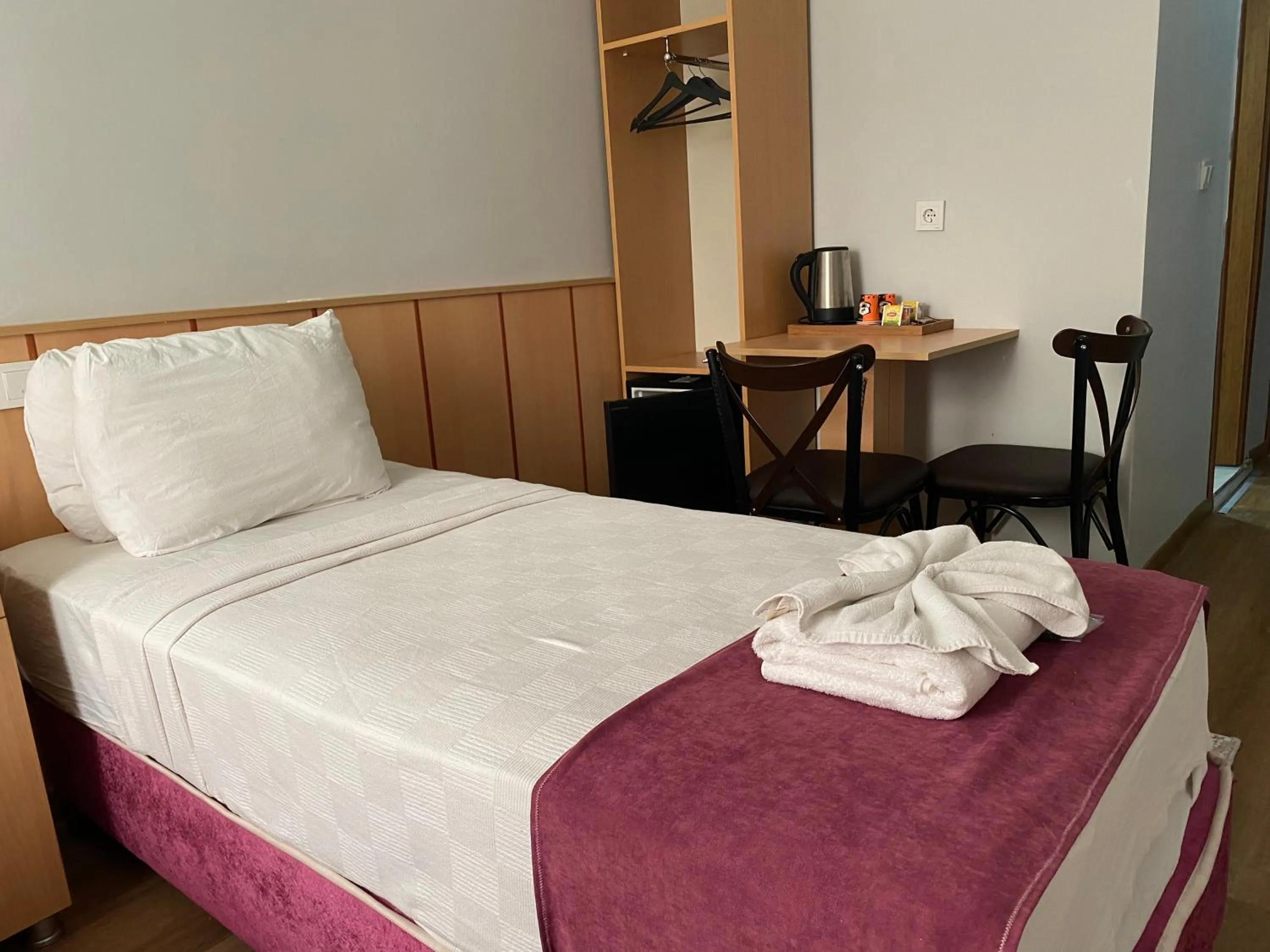 Bed in HOTEL ÖZSEFA