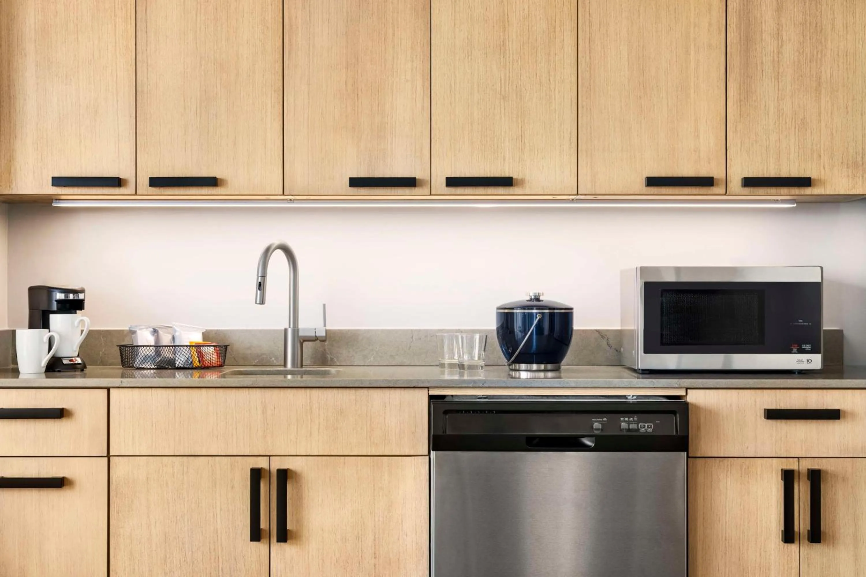 Photo of the whole room in Hyatt Place Virginia Beach Oceanfront