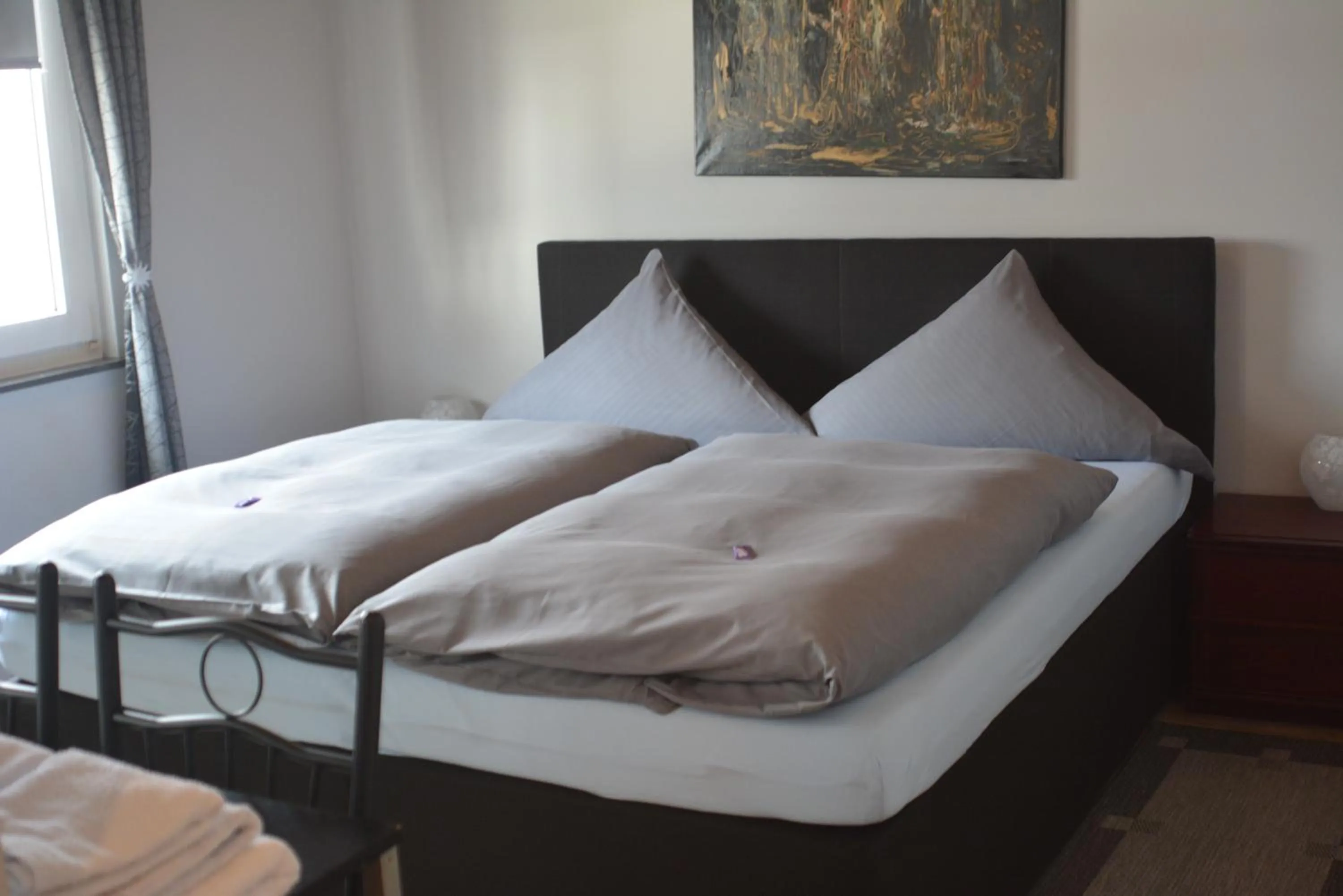 Bed in Hotel Niedersachsen