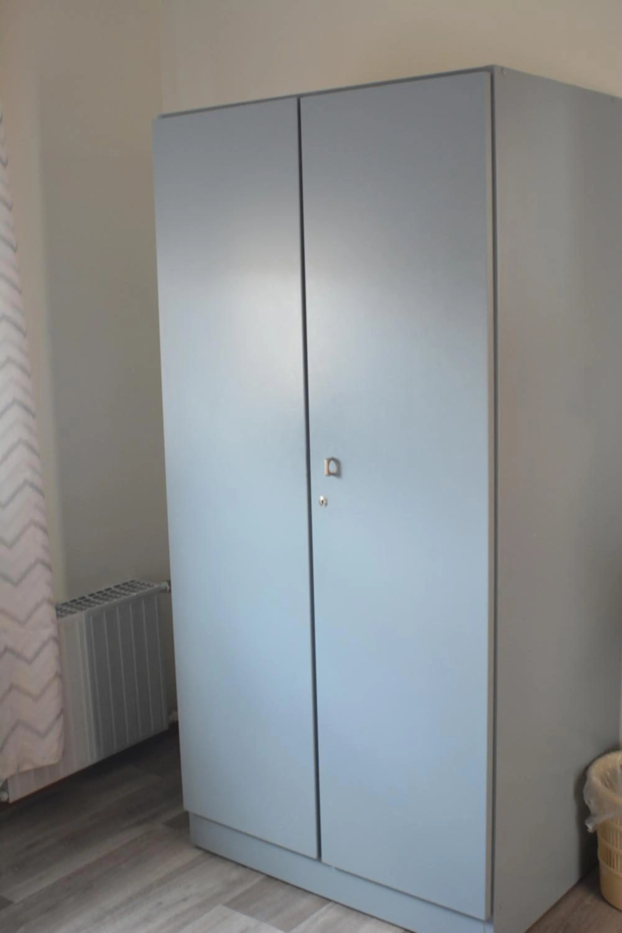 wardrobe in Hotel Niedersachsen