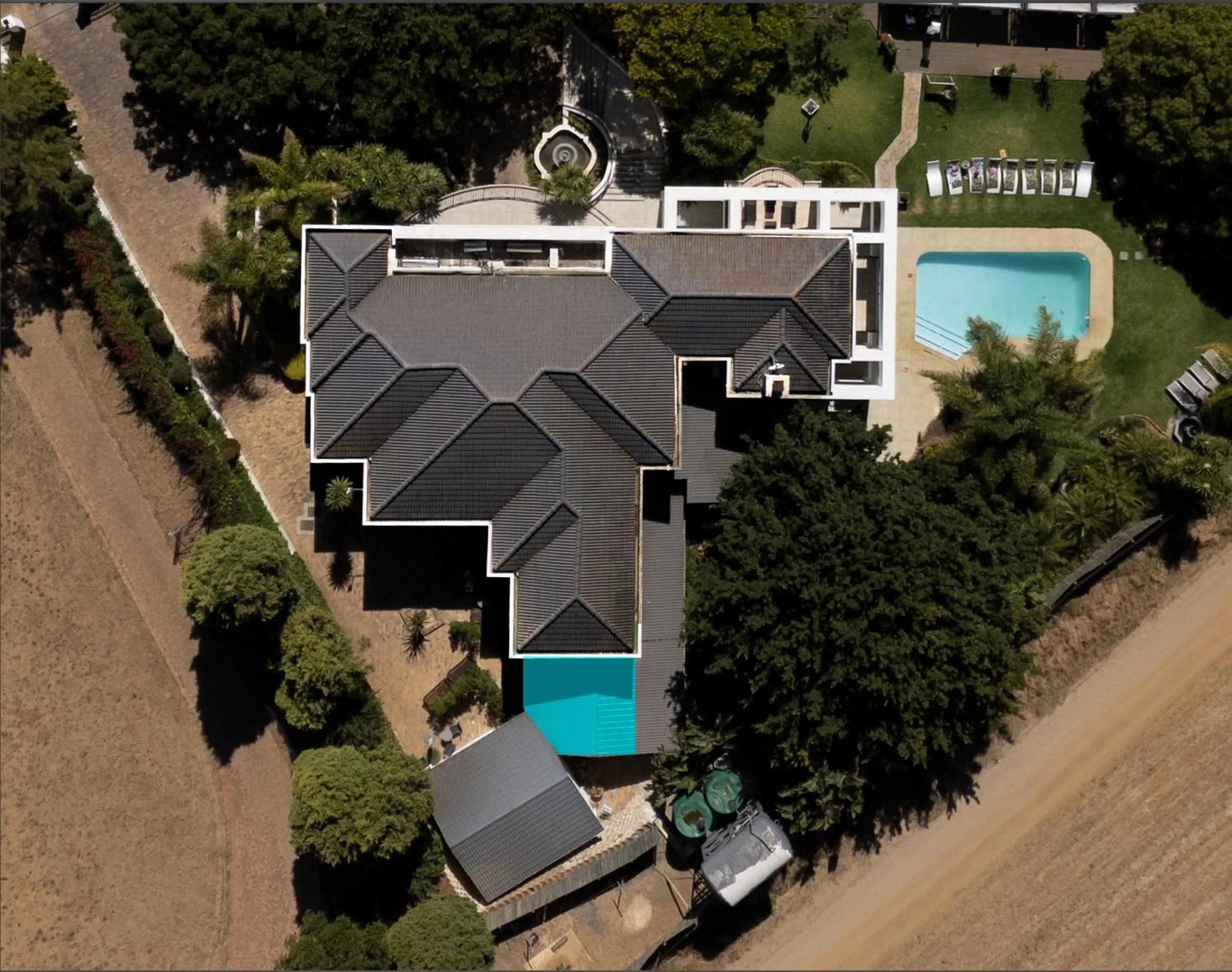 The Salene Hotel & Apartments