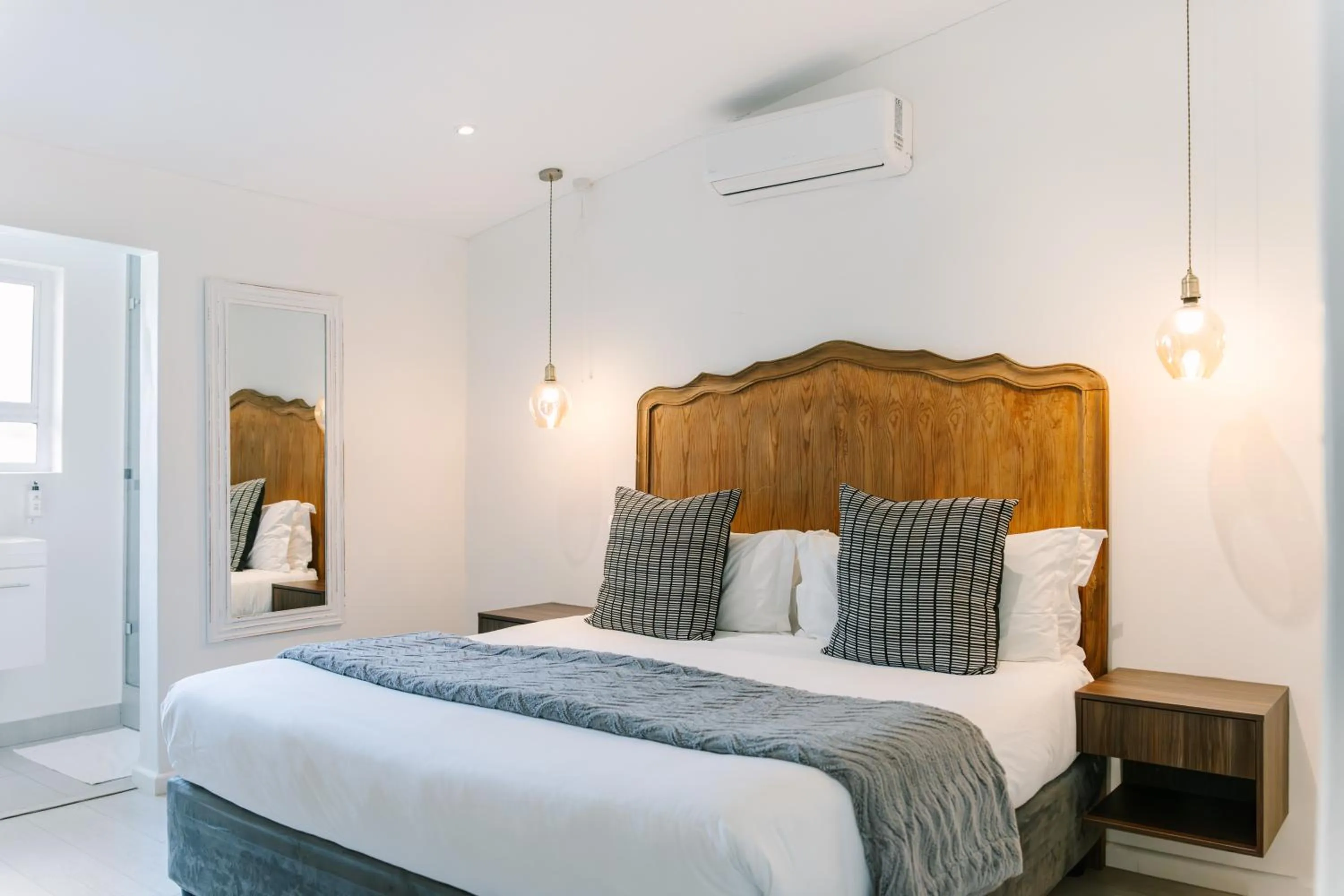 Bed in The Salene Hotel & Apartments