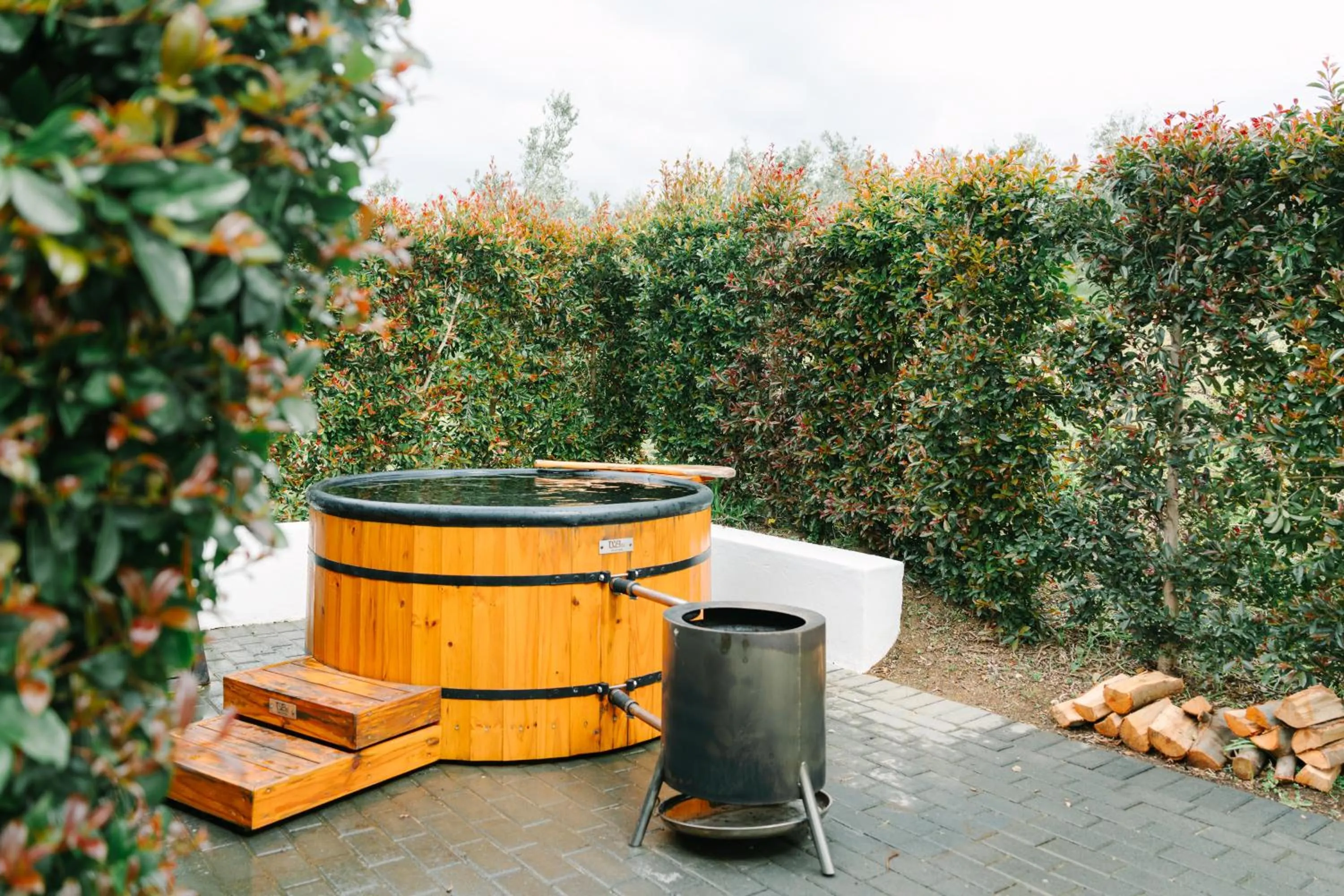 Hot Tub in The Salene Hotel & Apartments