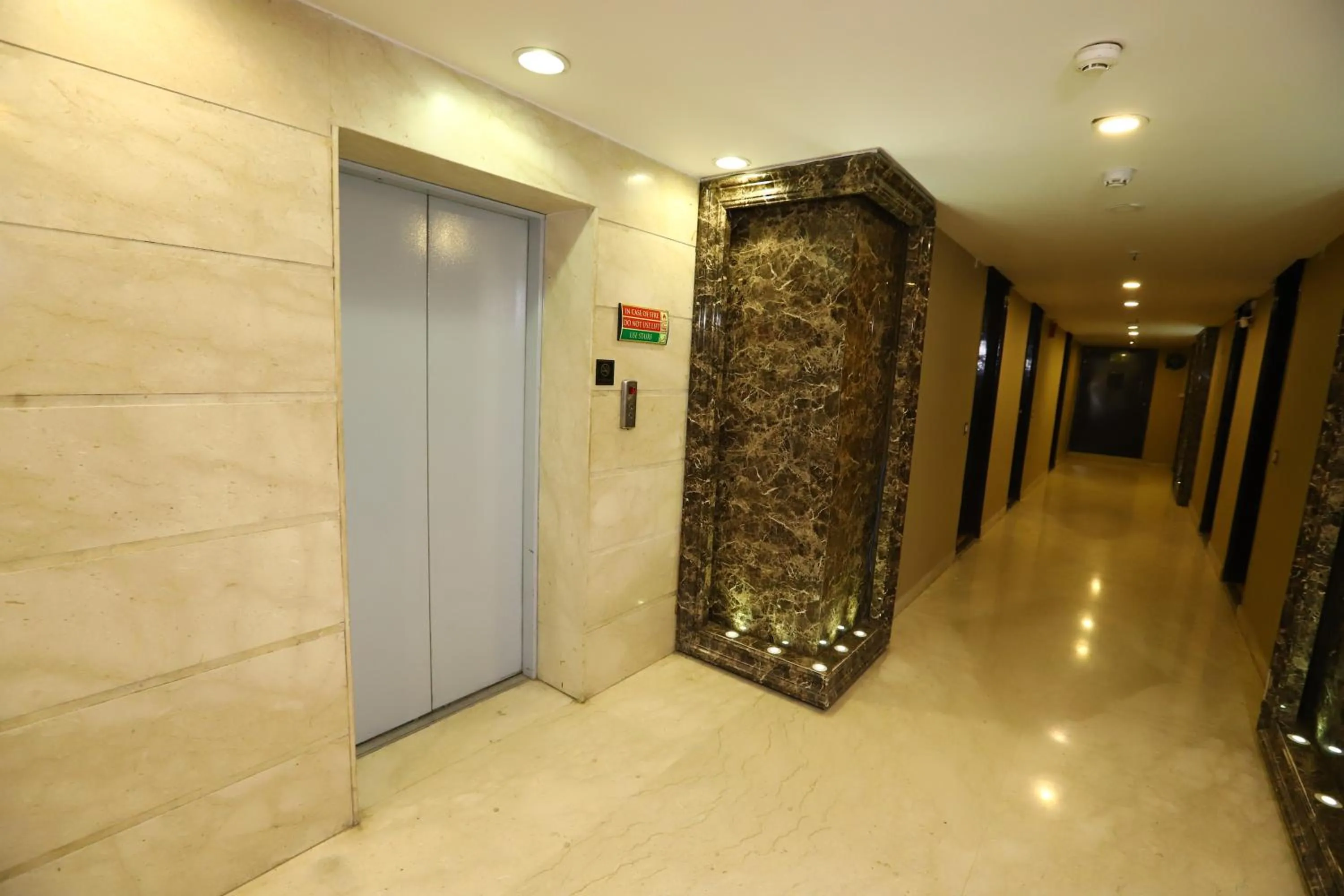Lobby or reception in Hotel Palm Grand Naraina New Delhi - Couple Friendly Local IDs Accepted