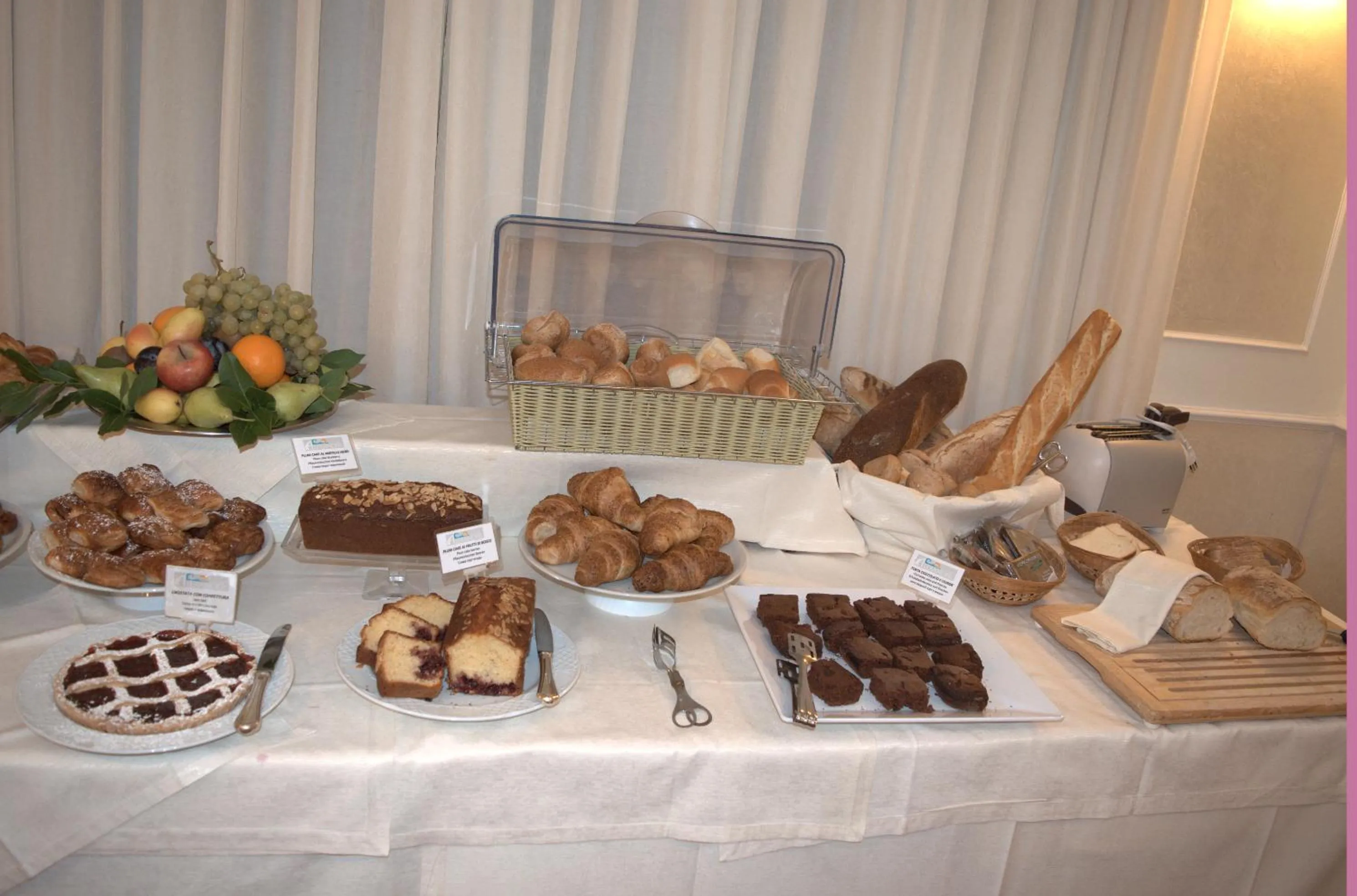 Continental breakfast in Hotel Terme Alexander
