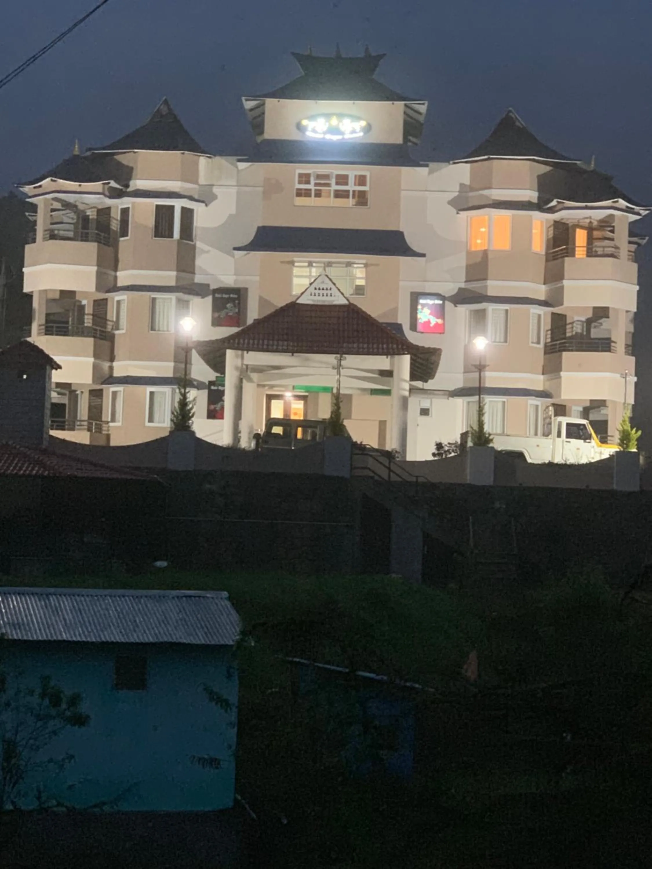 Neighbourhood in Bogar Palace Kodaikanal