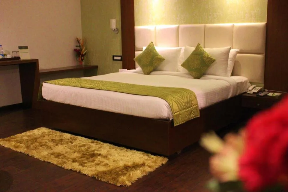 Bed in Hemaadri Grand