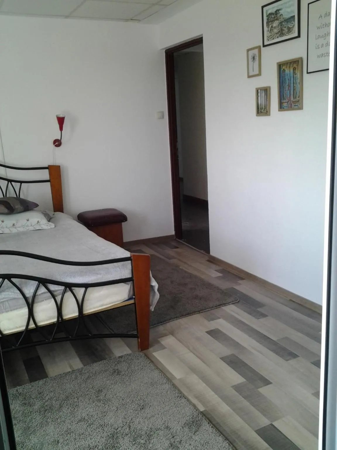 Decorative detail, Bed in Motel Traffic